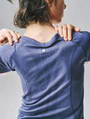 ジーン  シームレス ショートスリーブ トップス パープルグレイ