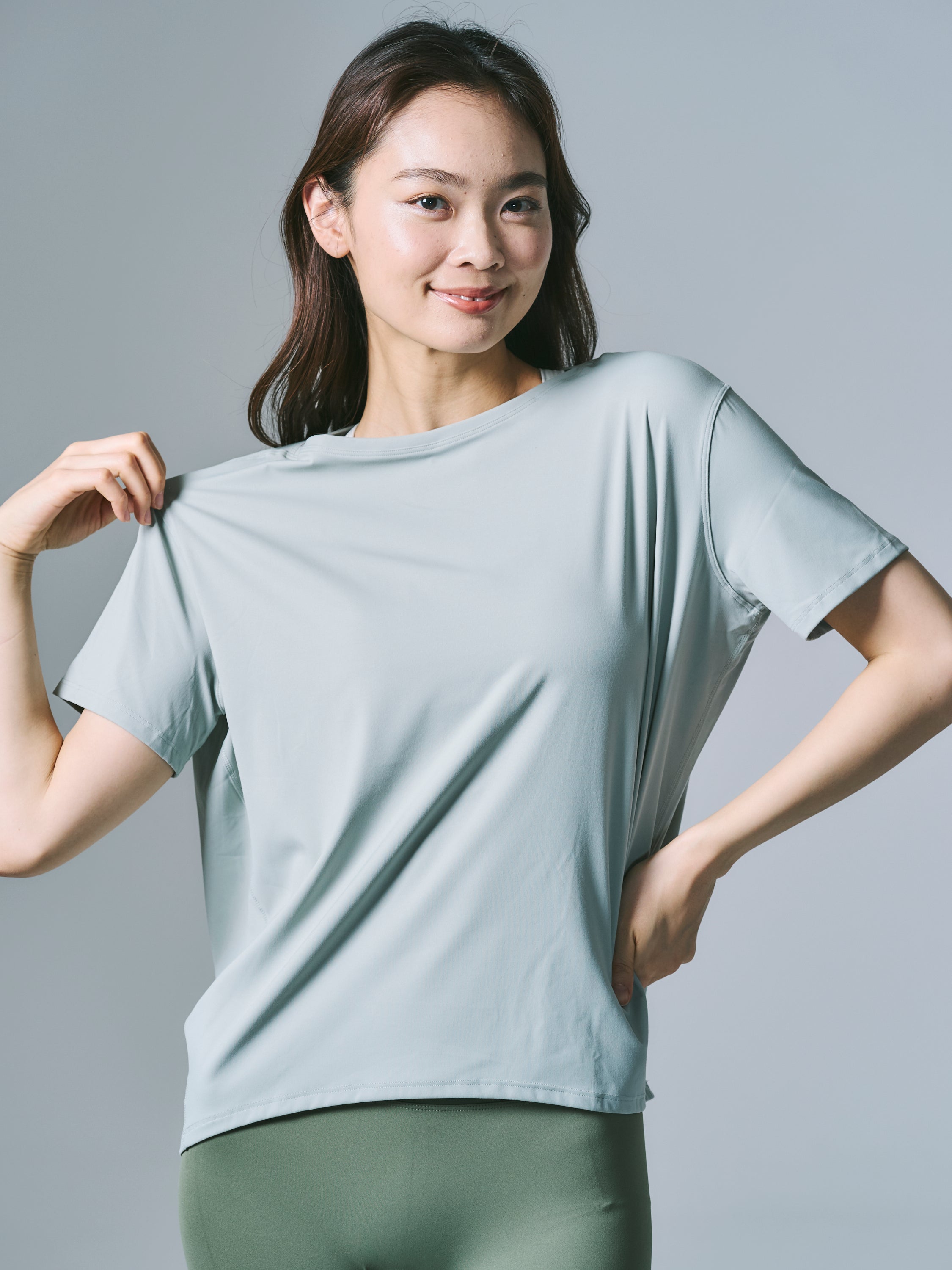 デボラ リラックス トップス ショート Tシャツ ジェードグレー