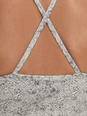 VARLEY ムーブ アイリーナ ブラ アイボリー テクスチャード スネーク