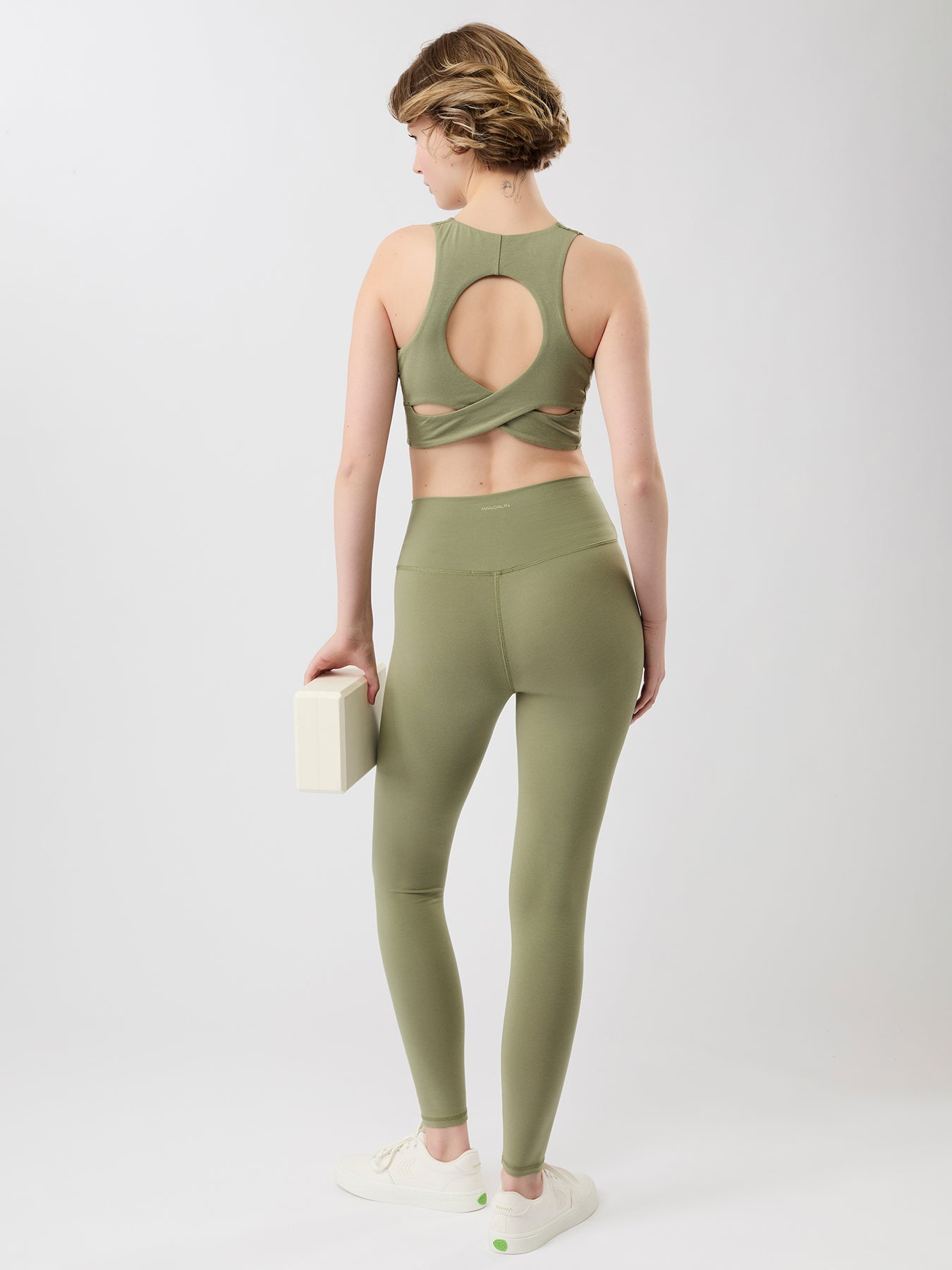 MANDALA ウェルネス ブラ モッシーバーク