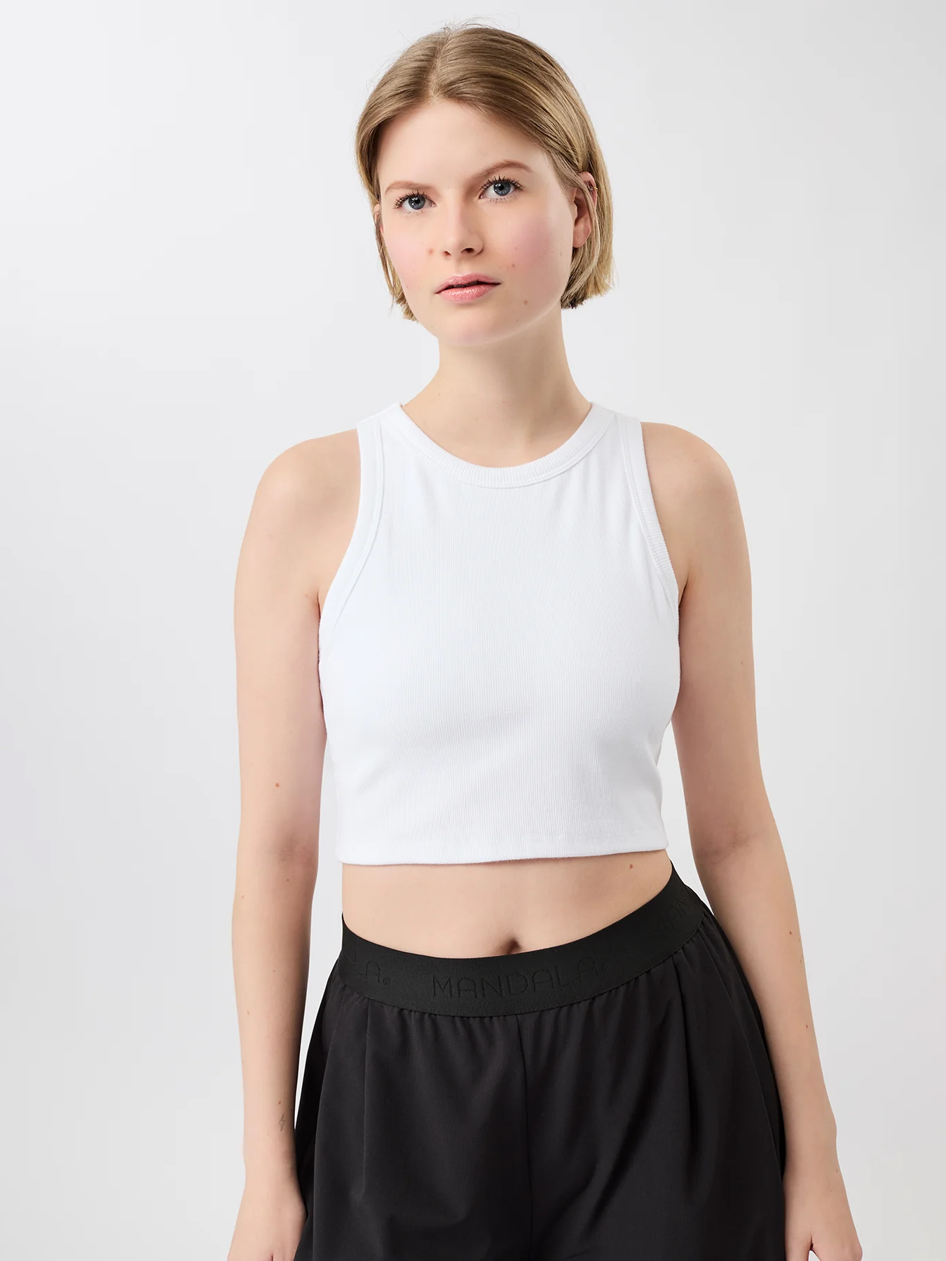 MANDALA アスレジャー トップ ホワイト | ヨガウェア通販 KIT