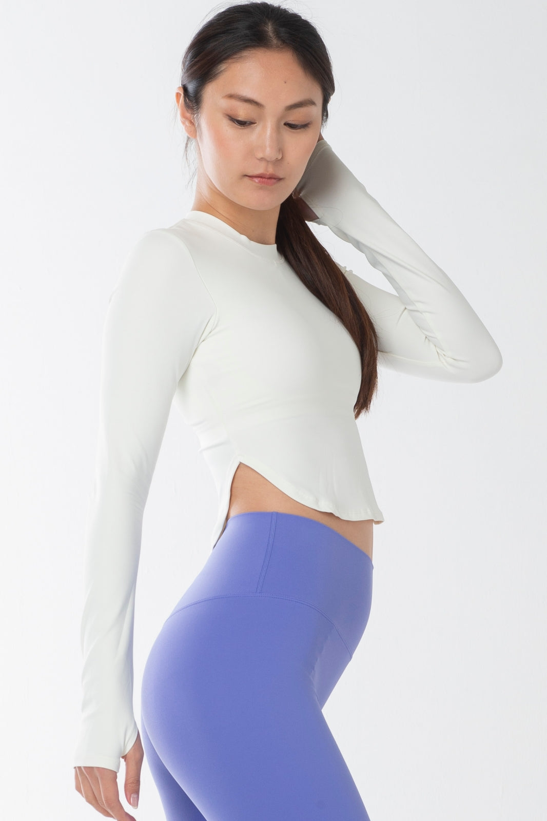 ハルカ ロングスリーブ クロップトップス ホワイト