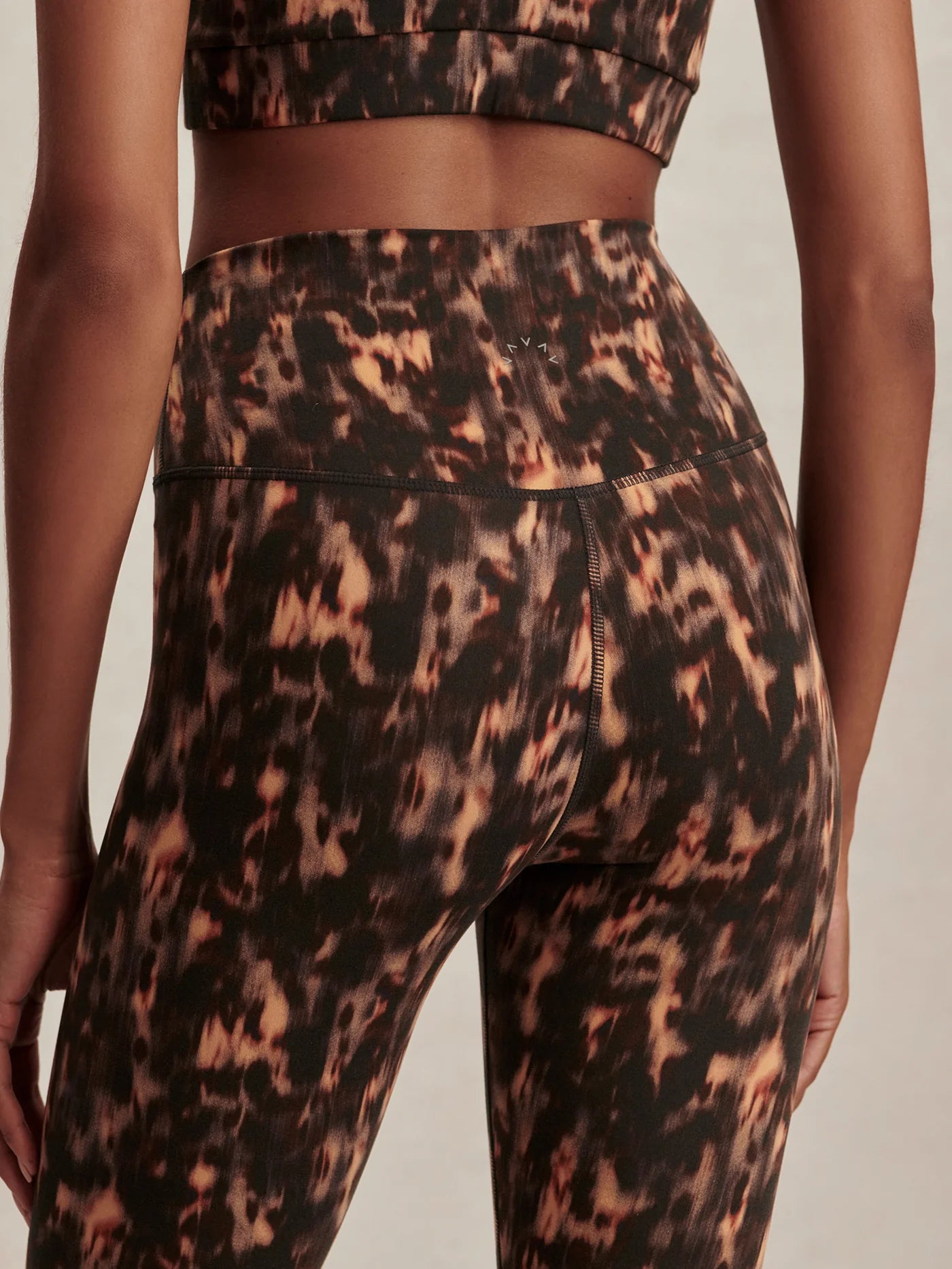 LYFT ストライプハイライズレギンス - ベージュ 楽天市場】【店内全品対象☆25%OFFクーポン配布中☆先着1,000名