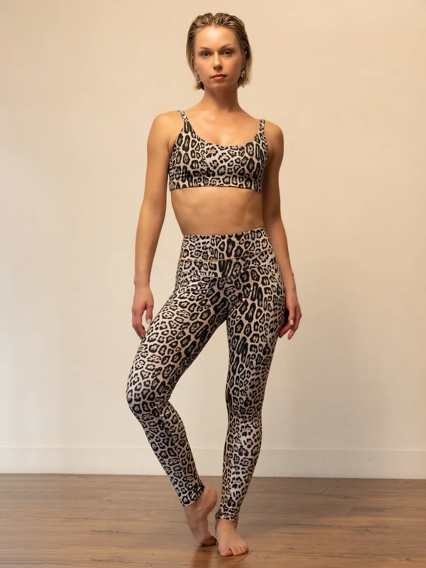 Onzie ホット グリル レギンス レオパード