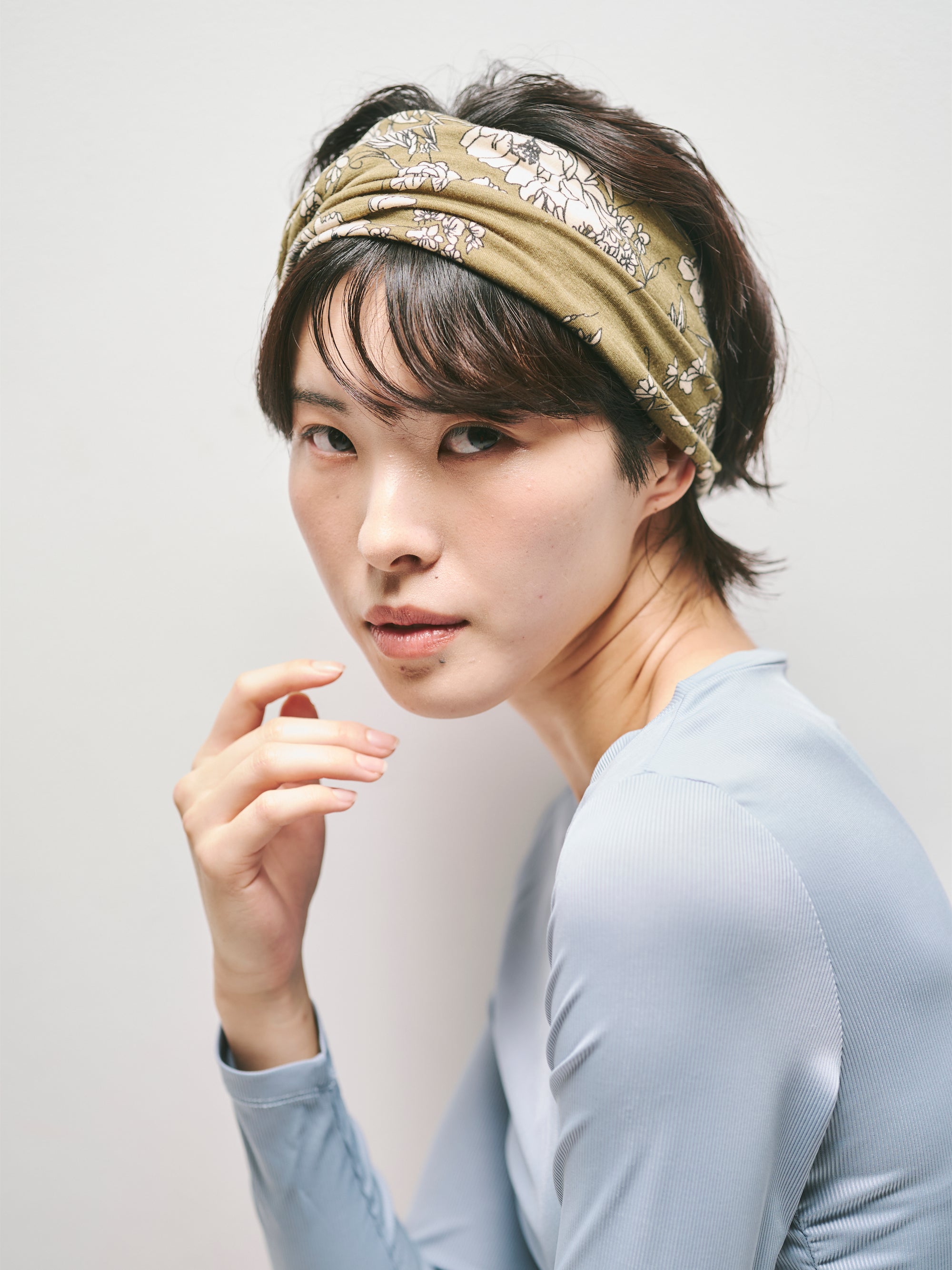 ツイスト ワイド ヘッドバンド アブストラクト フラワー