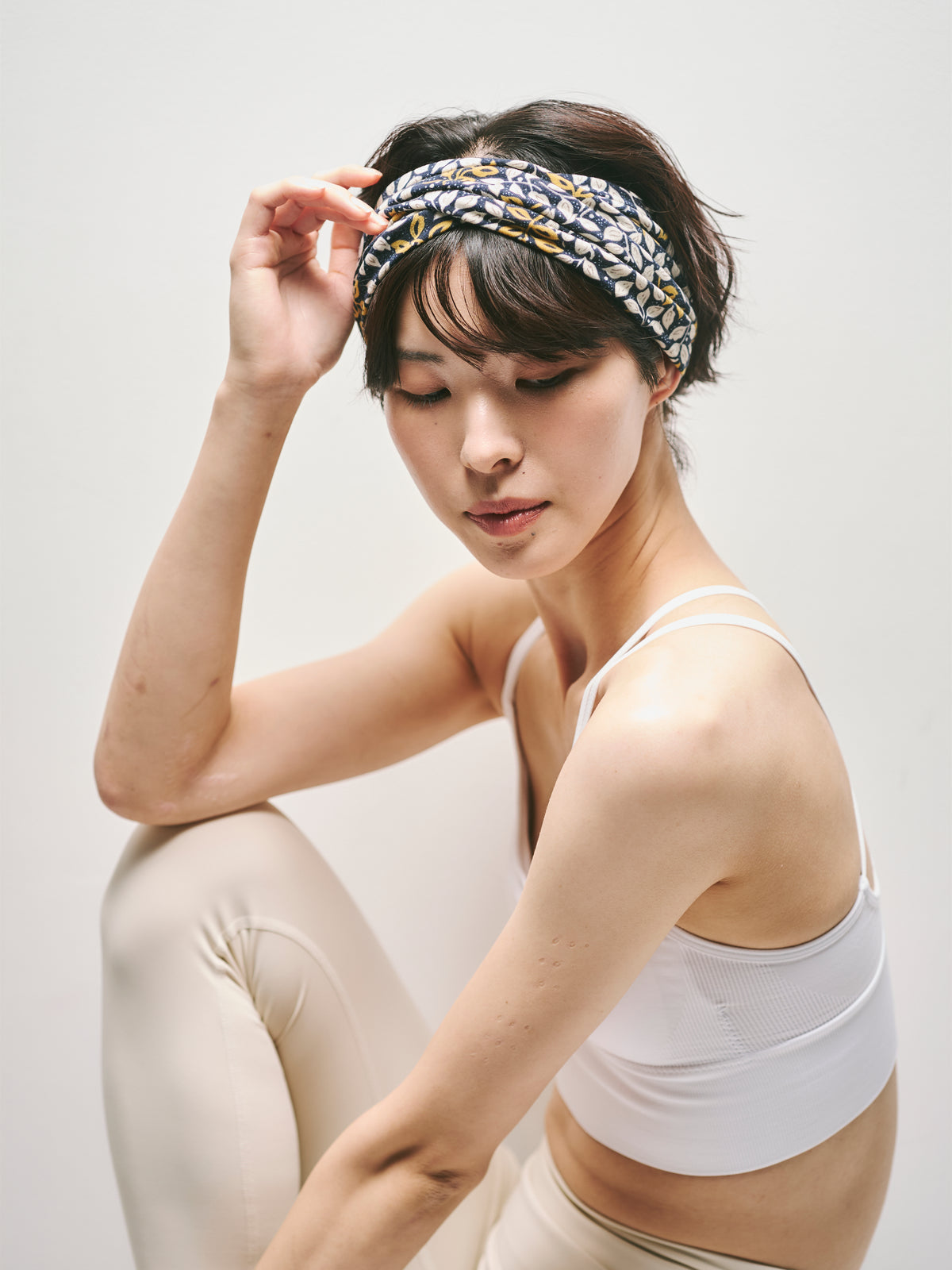 ツイスト ワイド ヘッドバンド リーブス