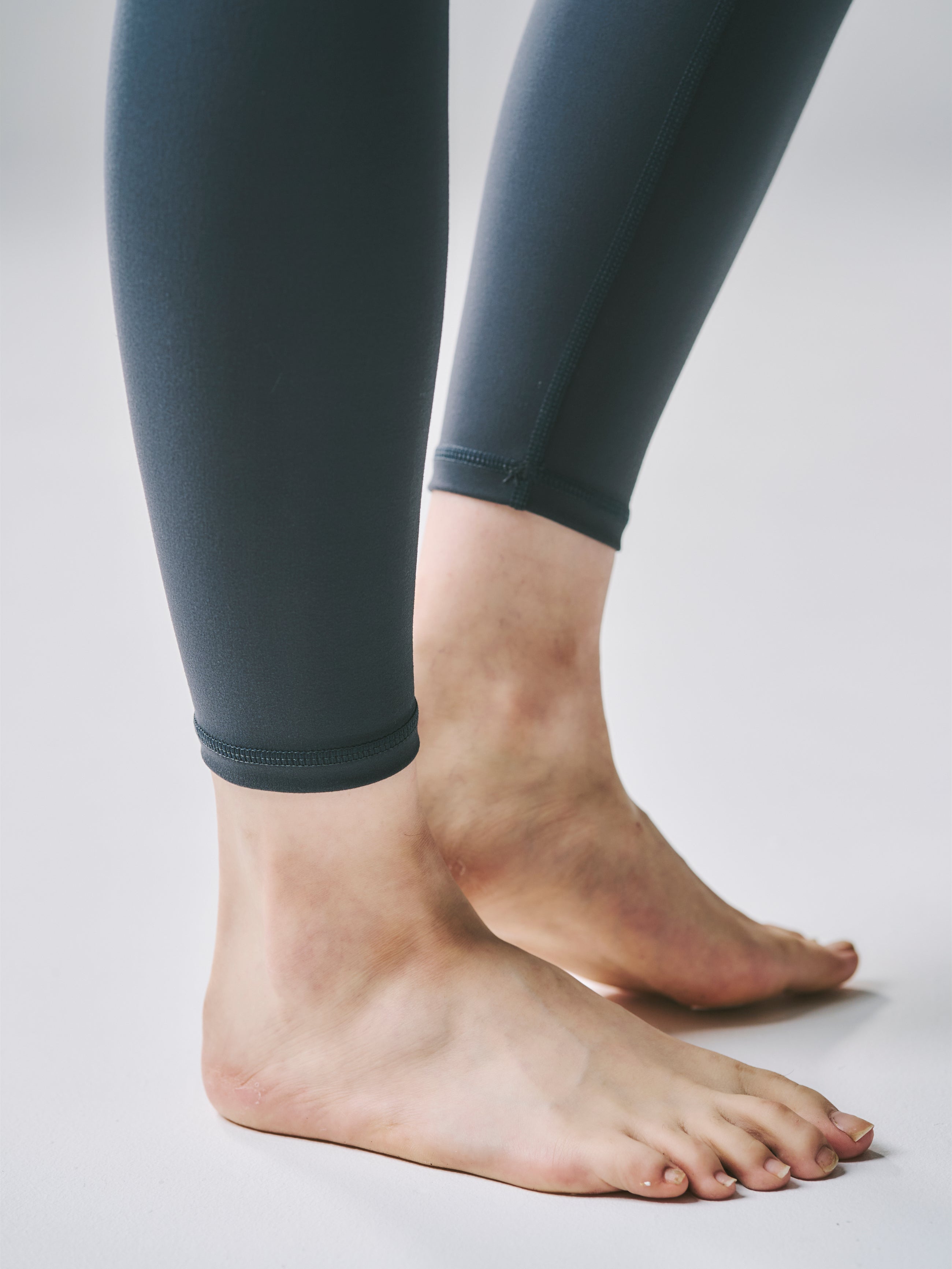 alo yoga ヨガレギンス M くすみブルーグリーン 正規品 美品 楽天市場】aloyoga（サイズ（S/M/L）S）（スポーツ・アウトドア）の通販