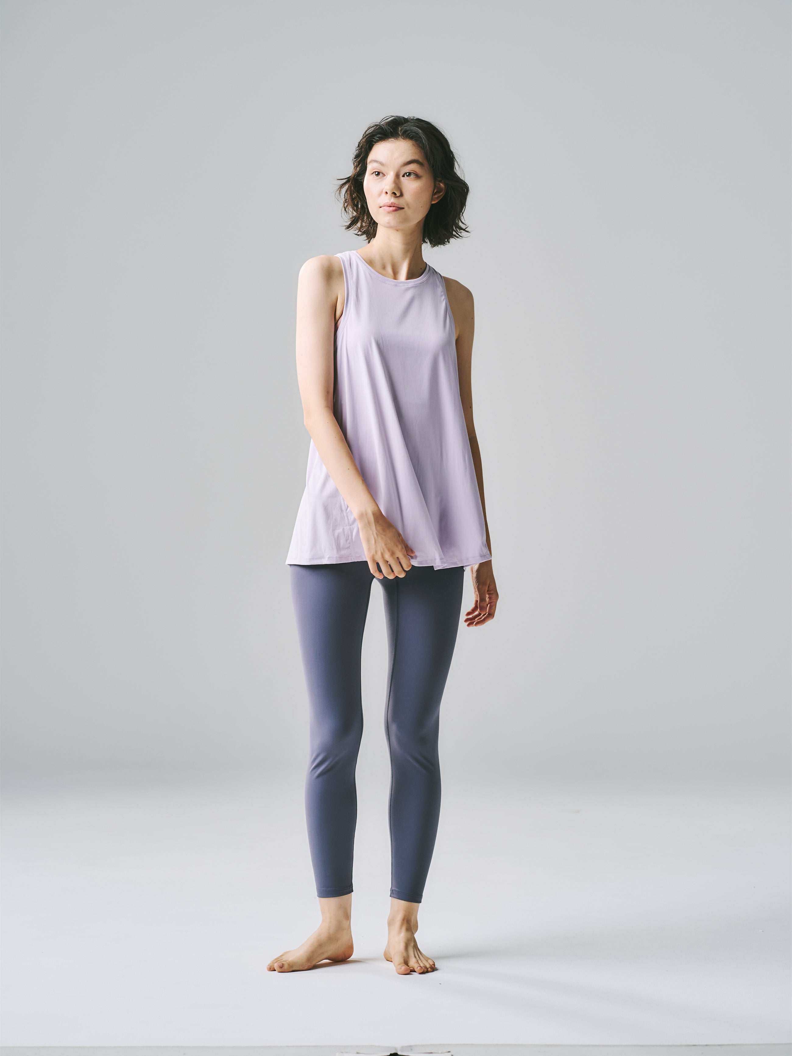 リリータンク ラベンダー 背中見せ ヨガトップス | タンクトップ