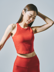 BEYOND YOGA スペースダイ ハイ ネック クロップド タンク ホリー レッド ヘザー