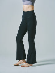 ノア ロング フレアパンツ ブラック