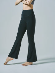 ノア ロング フレアパンツ ブラック