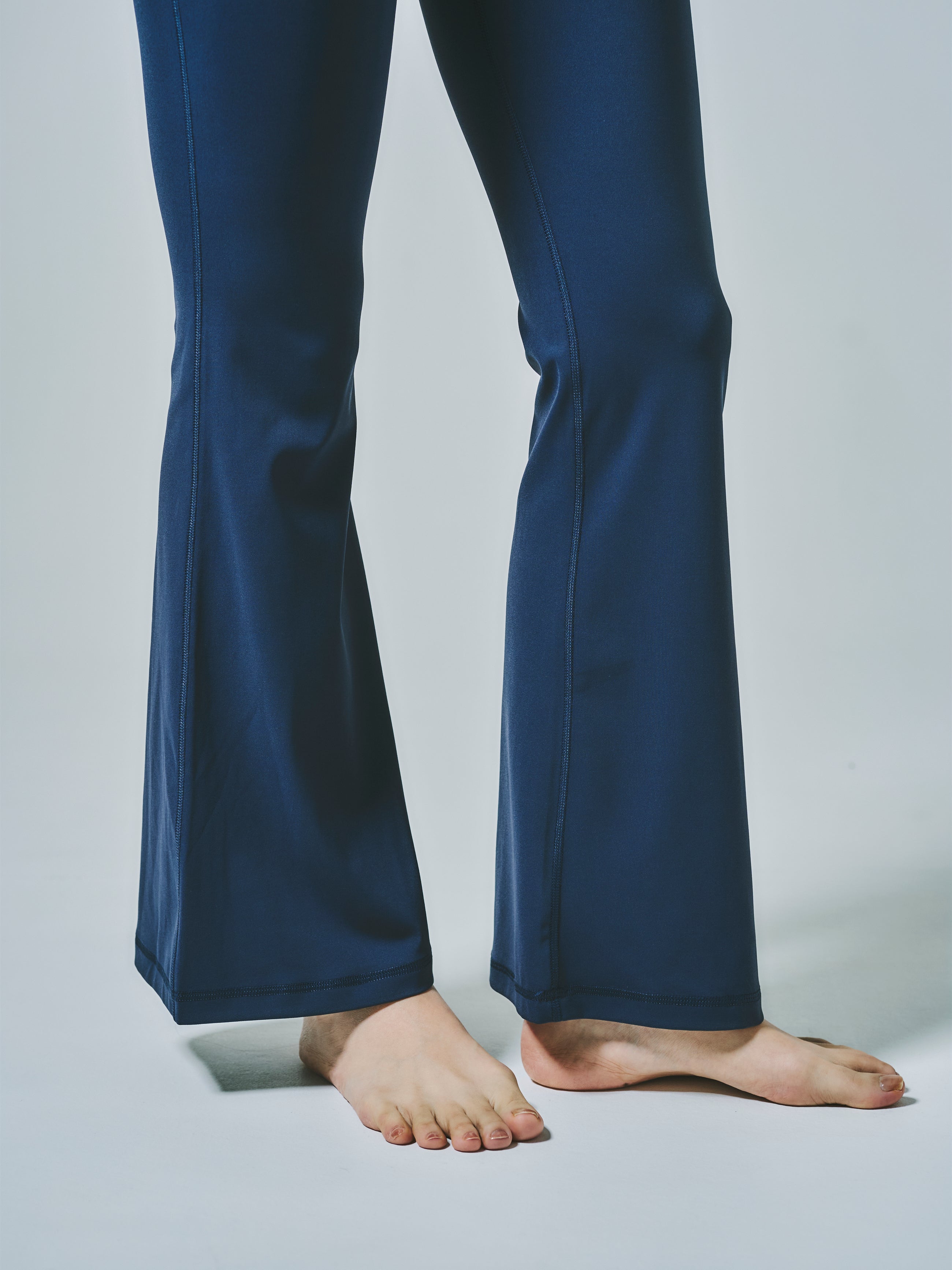 ノア ロング フレアパンツ ネイビー