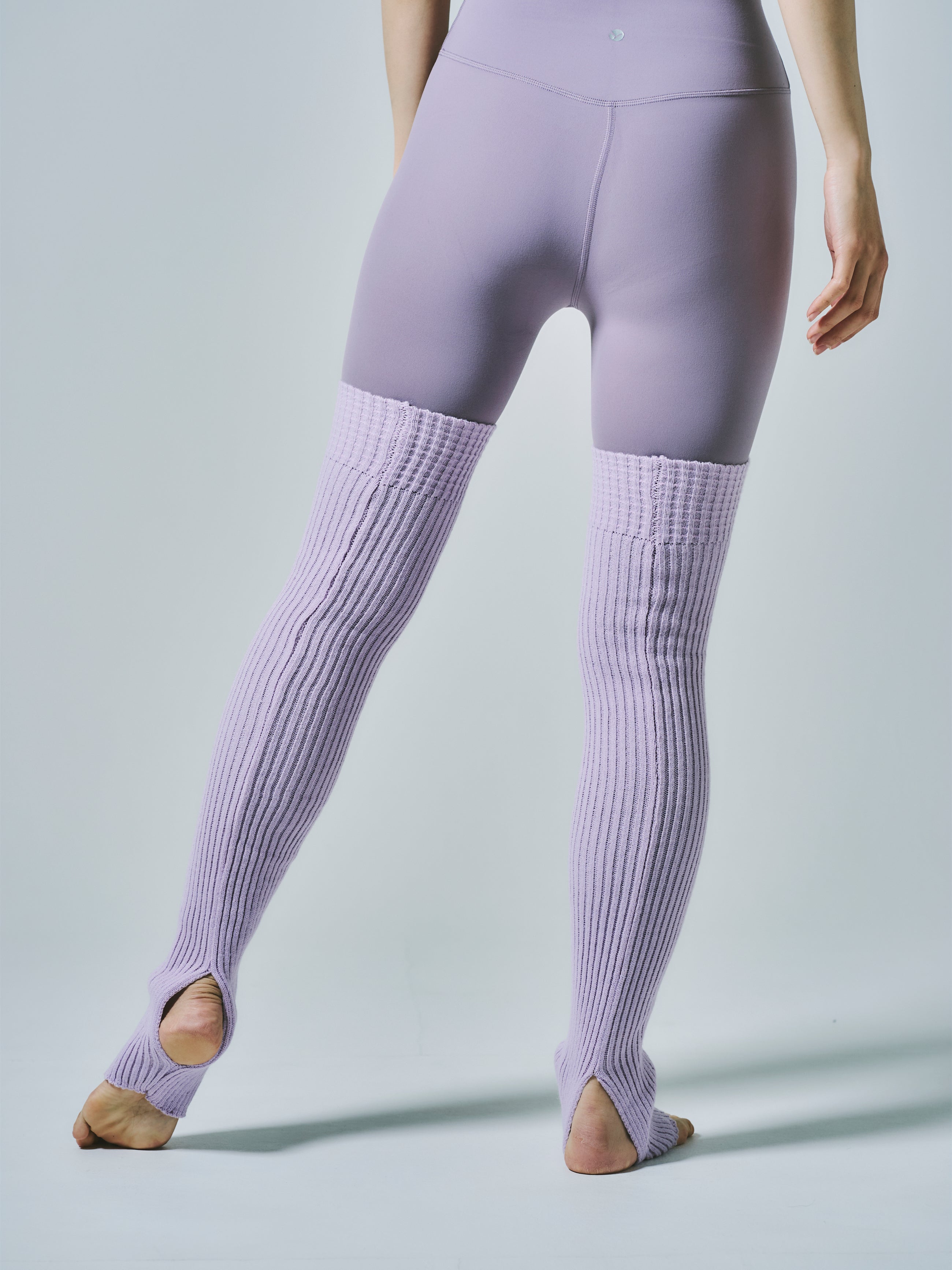 エッセンシャルズ レッグウォーマー ラベンダー