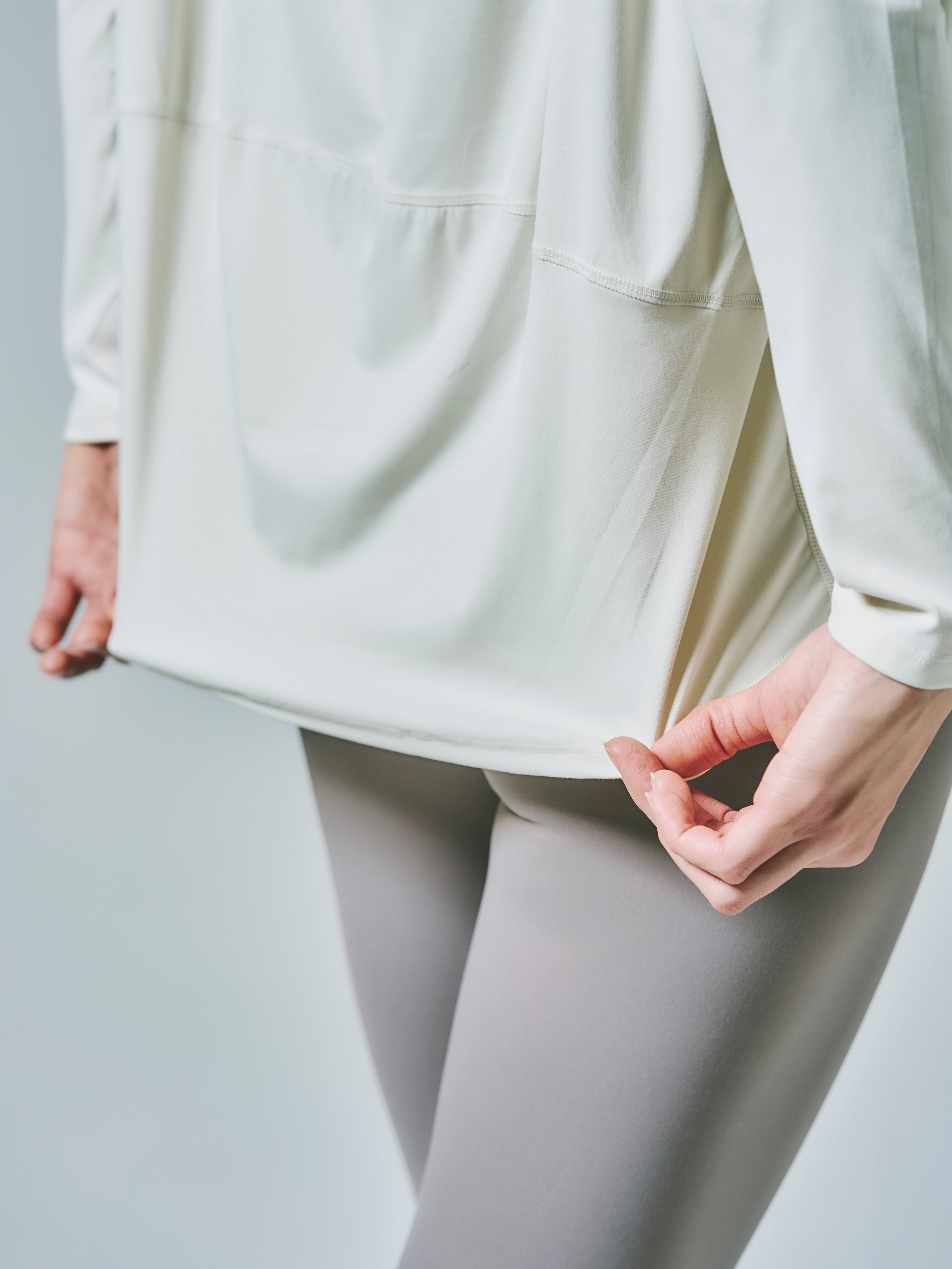 デボラ リラックス トップス ティー ジェードホワイト