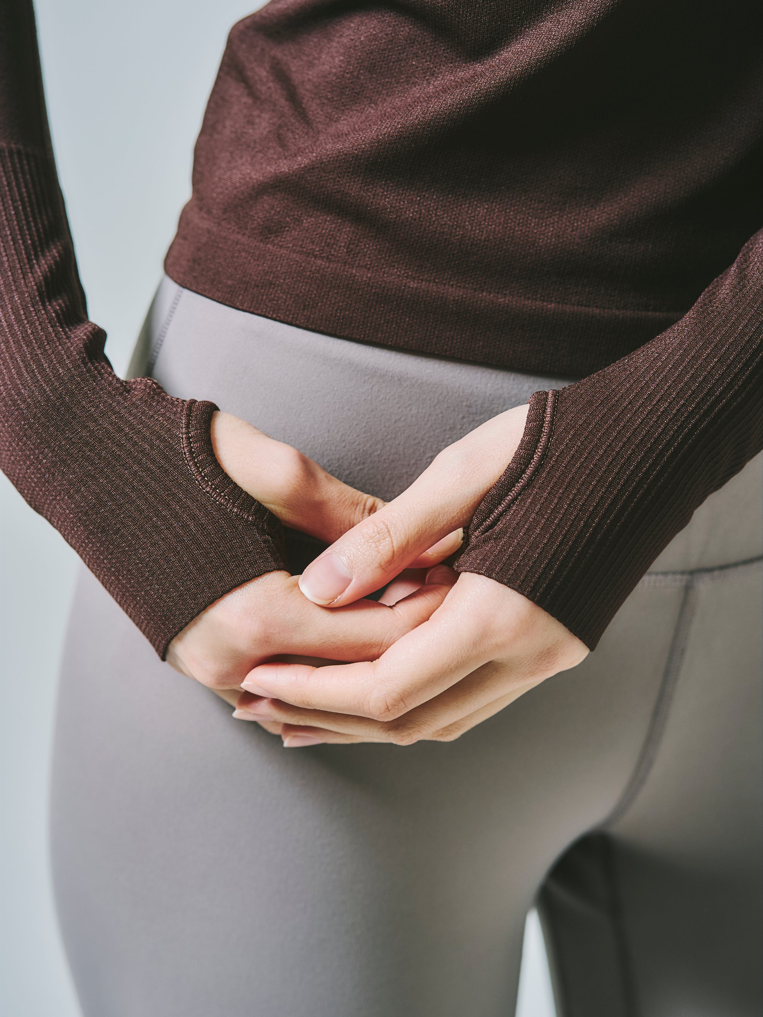 ヒトミ シームレス ランニング トップス コーヒー | ロングスリーブ