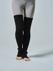 エッセンシャルズ レッグウォーマー ブラック