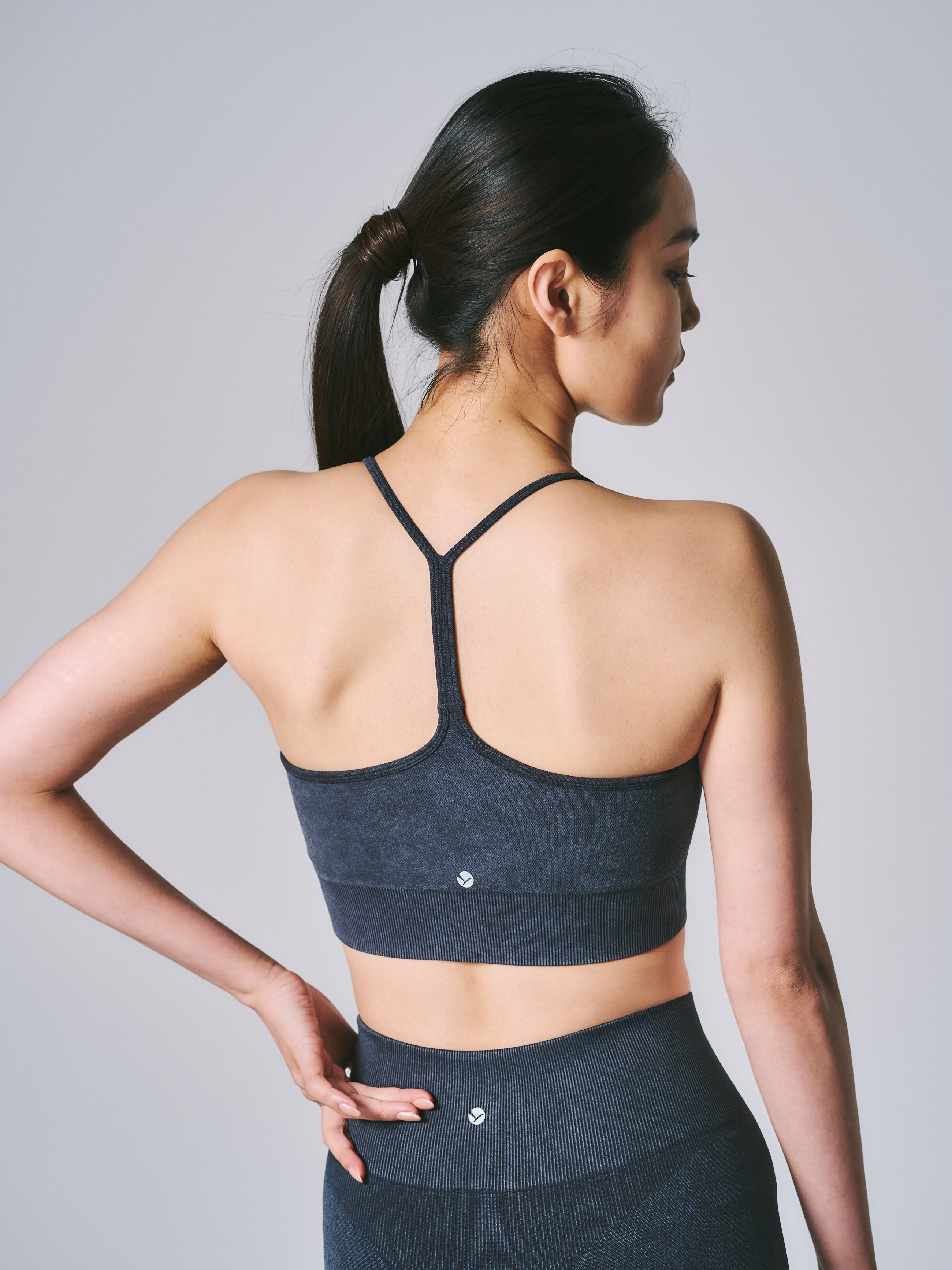 【セット】エッセンシャル プラス シームレス セット ブラック