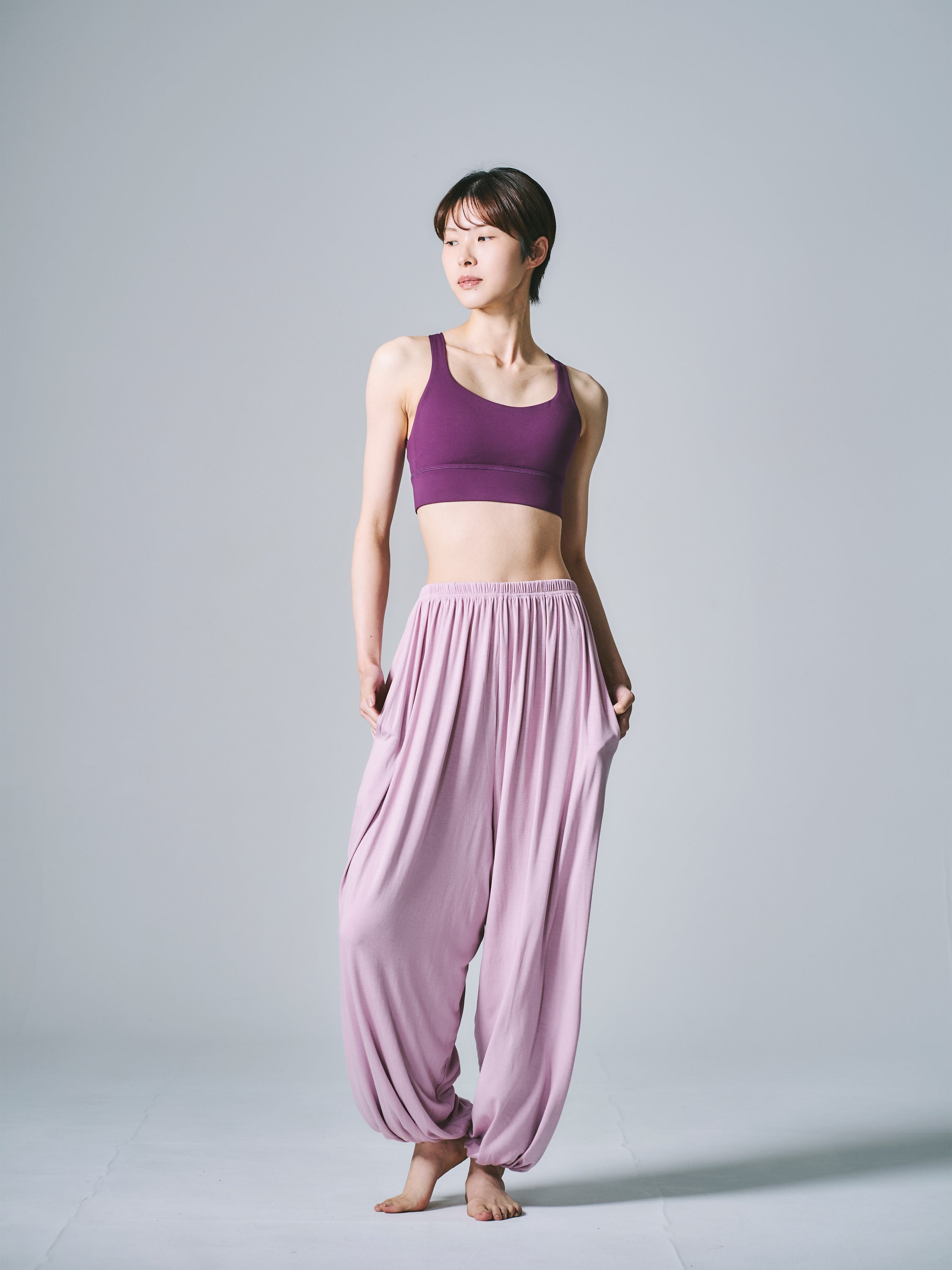 SUKALA ライトブルー ベージュ　クロスバック ヨガウェア 2点セット SUKALA】ダブルエアーセットアップ(M・Lサイズ スモークピンク・ライト