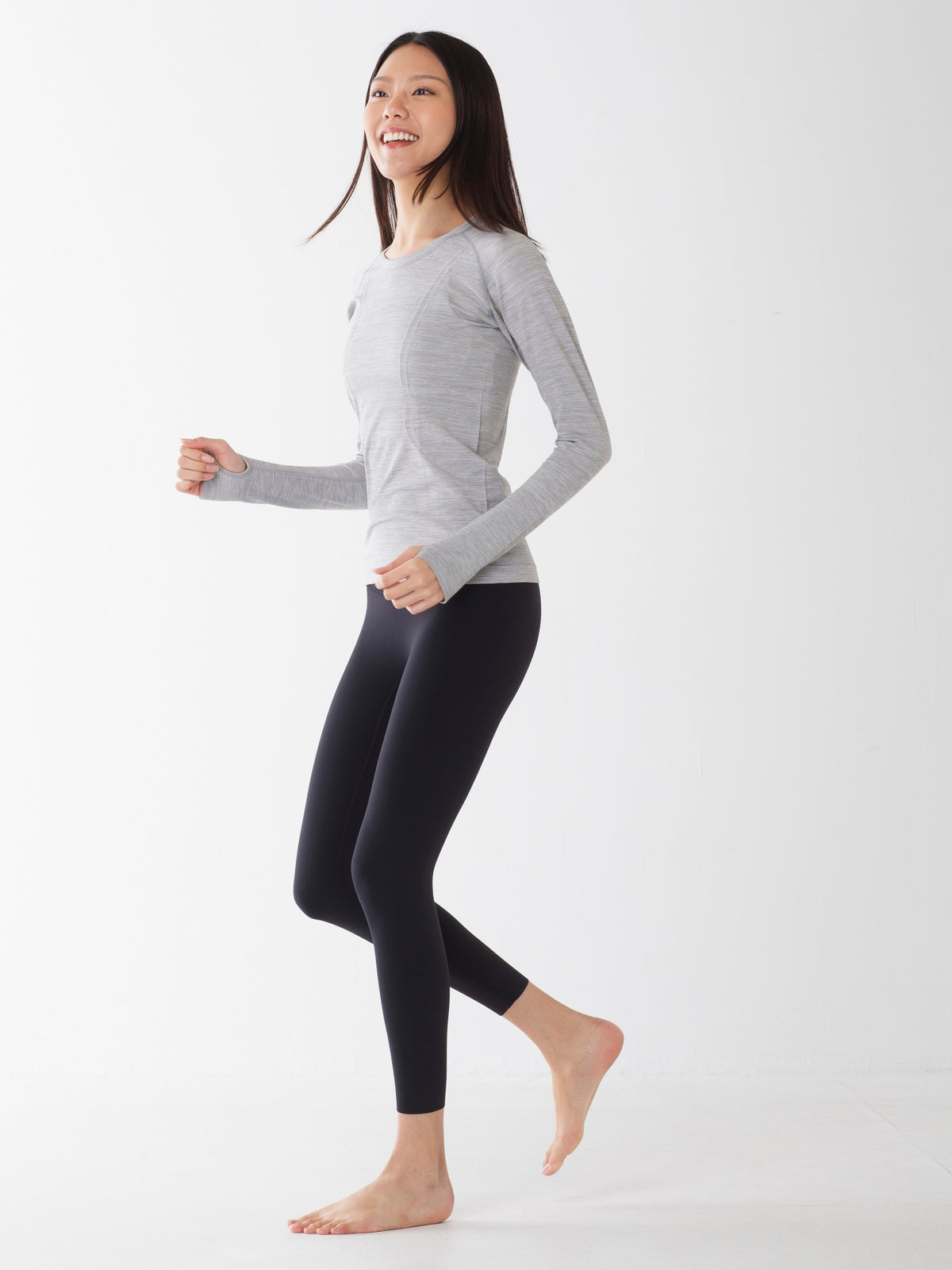 ヒトミ シームレス 長袖 トップス グレーマール