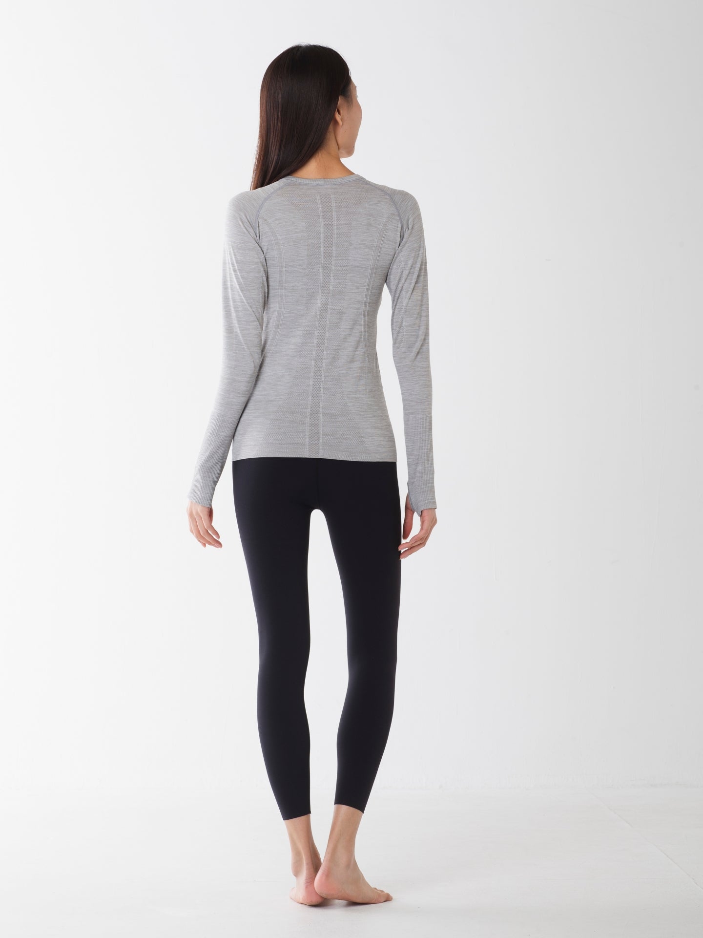 ヒトミ シームレス 長袖 トップス グレーマール