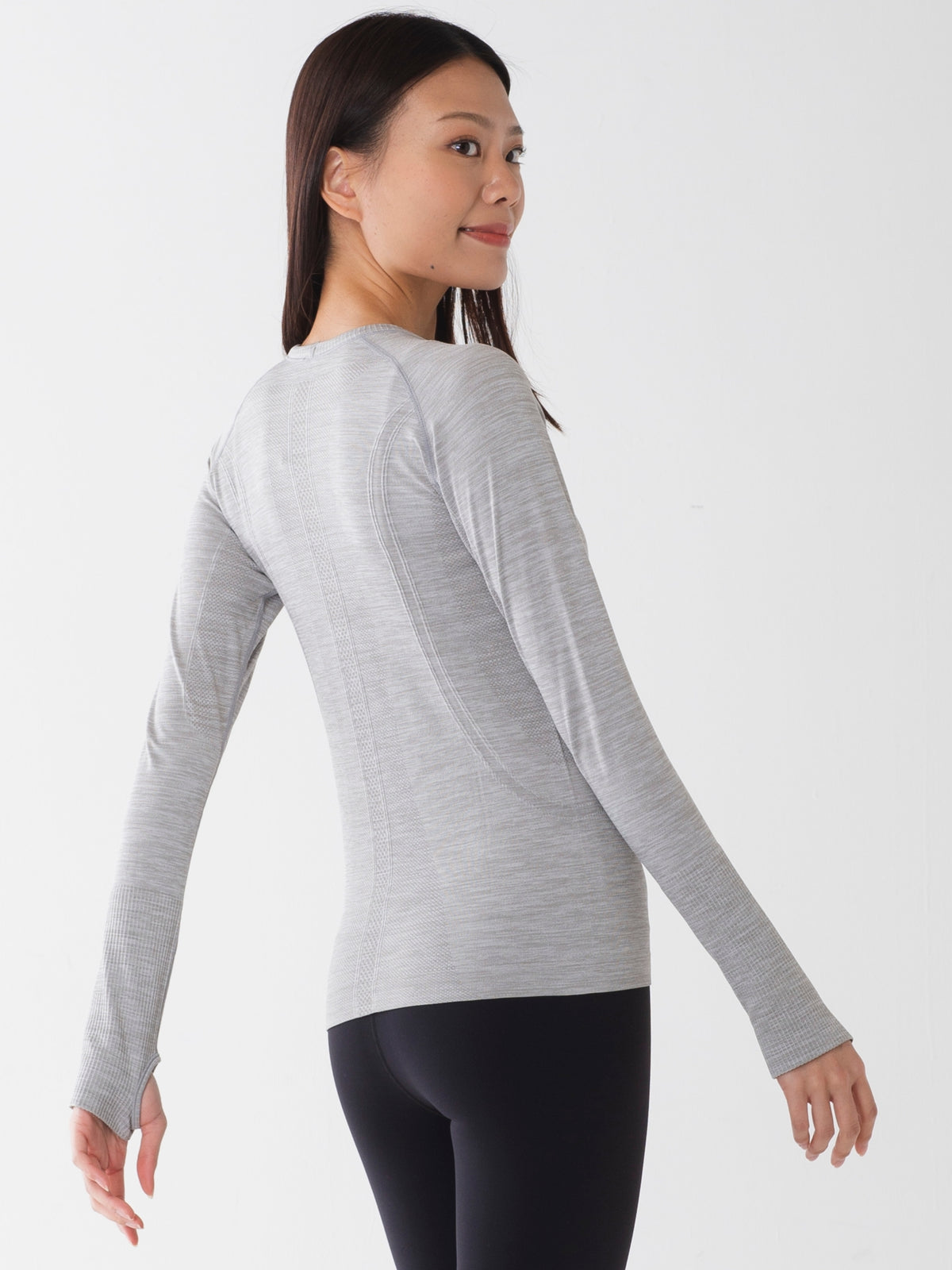 ヒトミ シームレス 長袖 トップス グレーマール