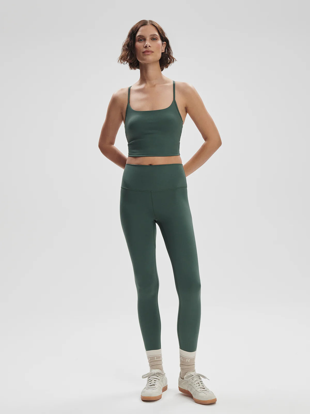8fe569d3044a1ce91191fbb544f09b35171f665d_VAR01817_FREESOFT_HIGH_RISE_LEGGING_25_CILANTRO_010.webp