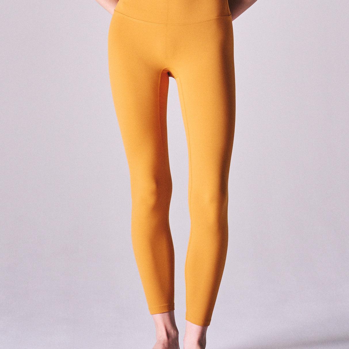 Chase_Orange-01.jpg