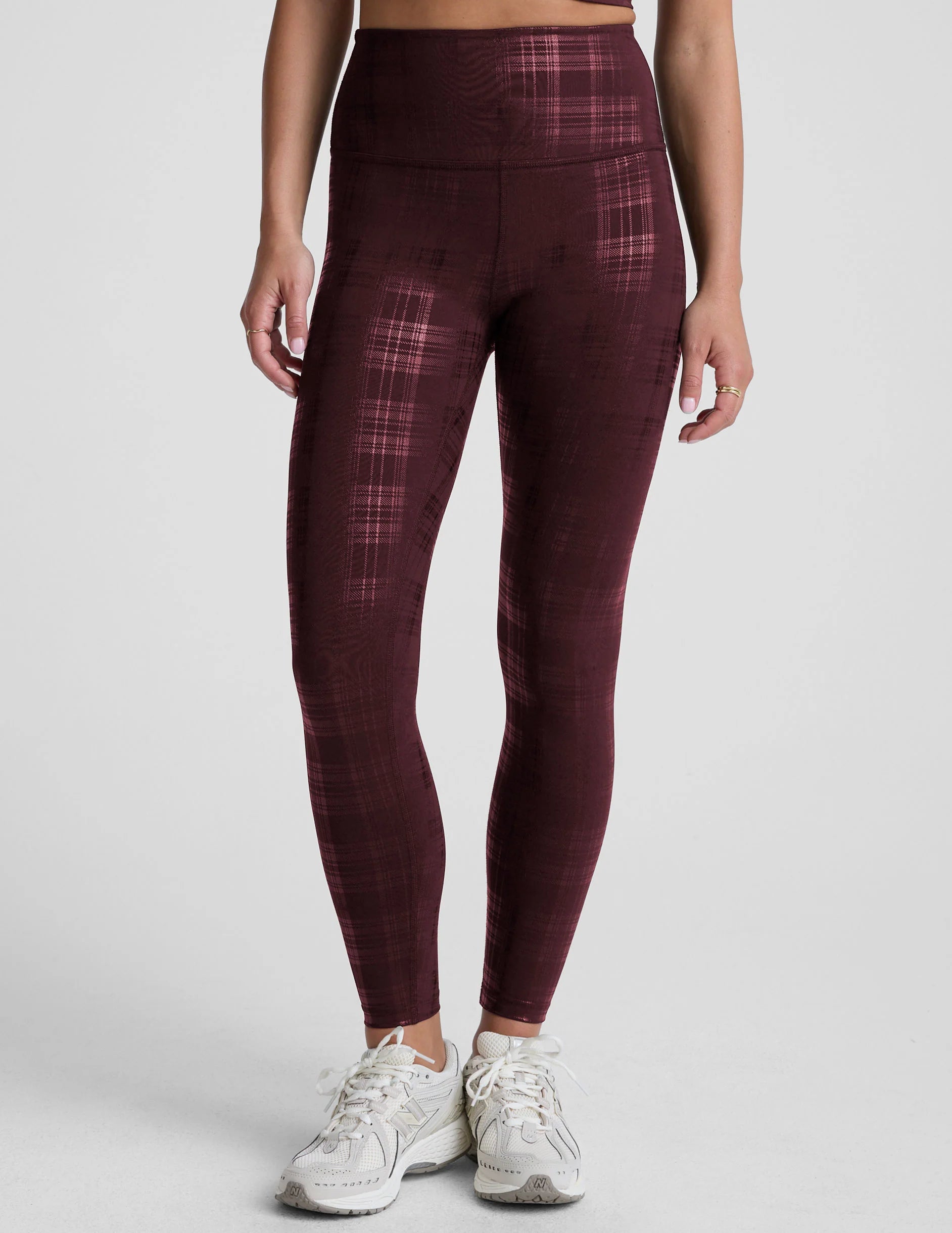 EP3243_plaid-foil-burgundy_13232.webp