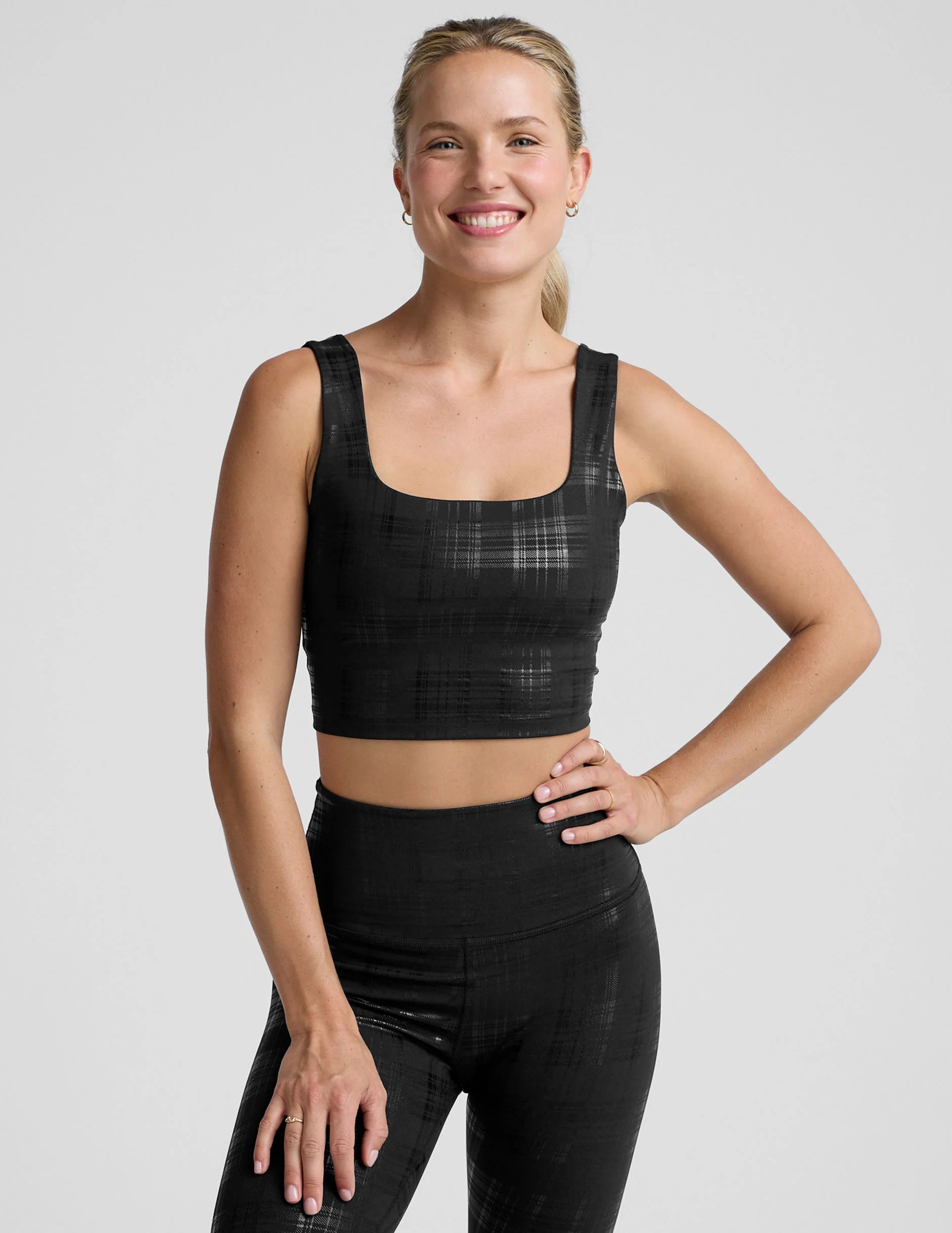 EP4737_plaid-foil-black_12582.webp