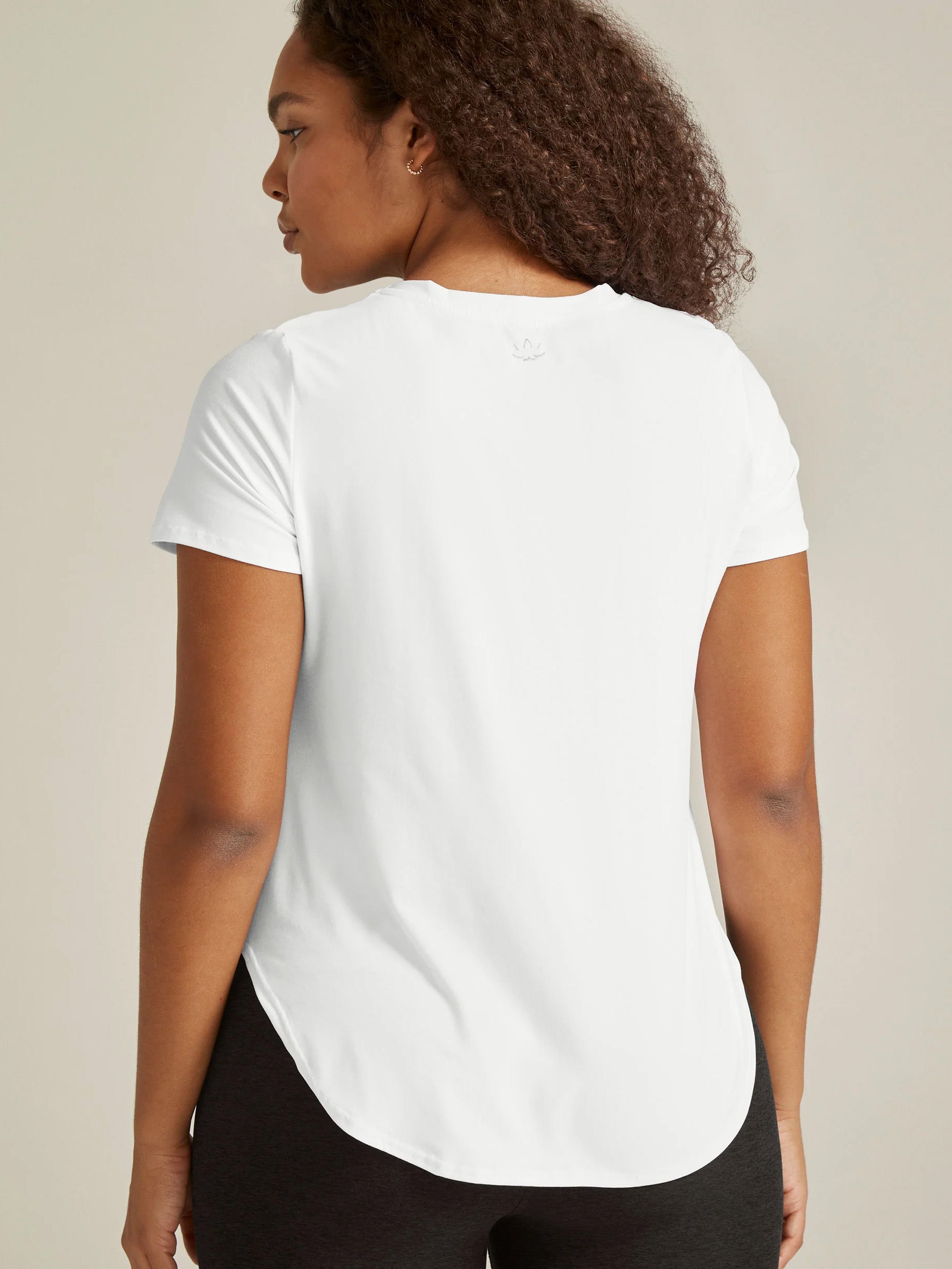 LWSD7670_cloud-white_5767.jpg