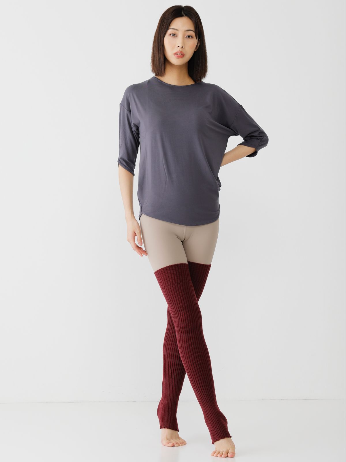 エッセンシャルズ レッグウォーマー バーガンディ