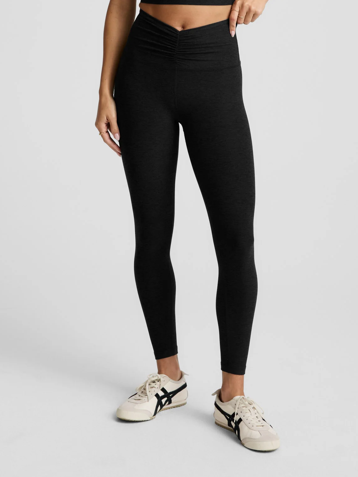 BEYOND YOGA スペースダイ センタード ミディ レギンス ダーケスト ナイト