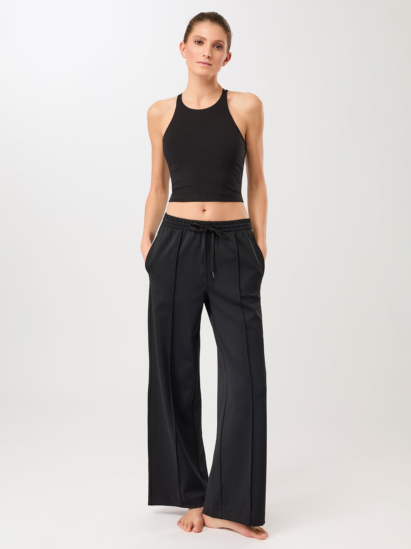 MANDALA クロス トップ【Tencel™素材】ブラック