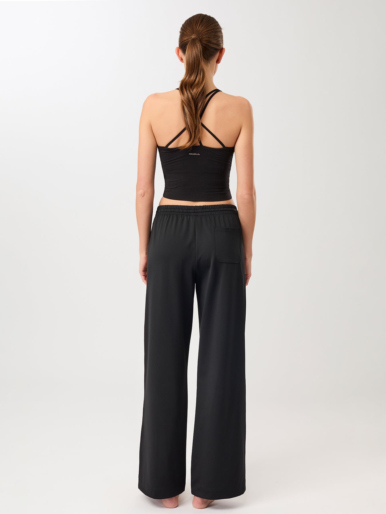 MANDALA クロス トップ【Tencel™素材】ブラック