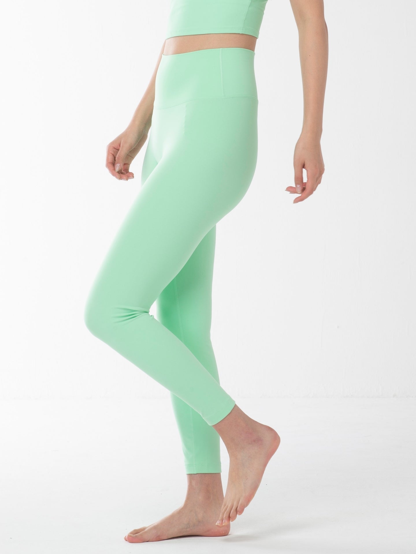 batch_Lycra_Mar1_00058.jpg