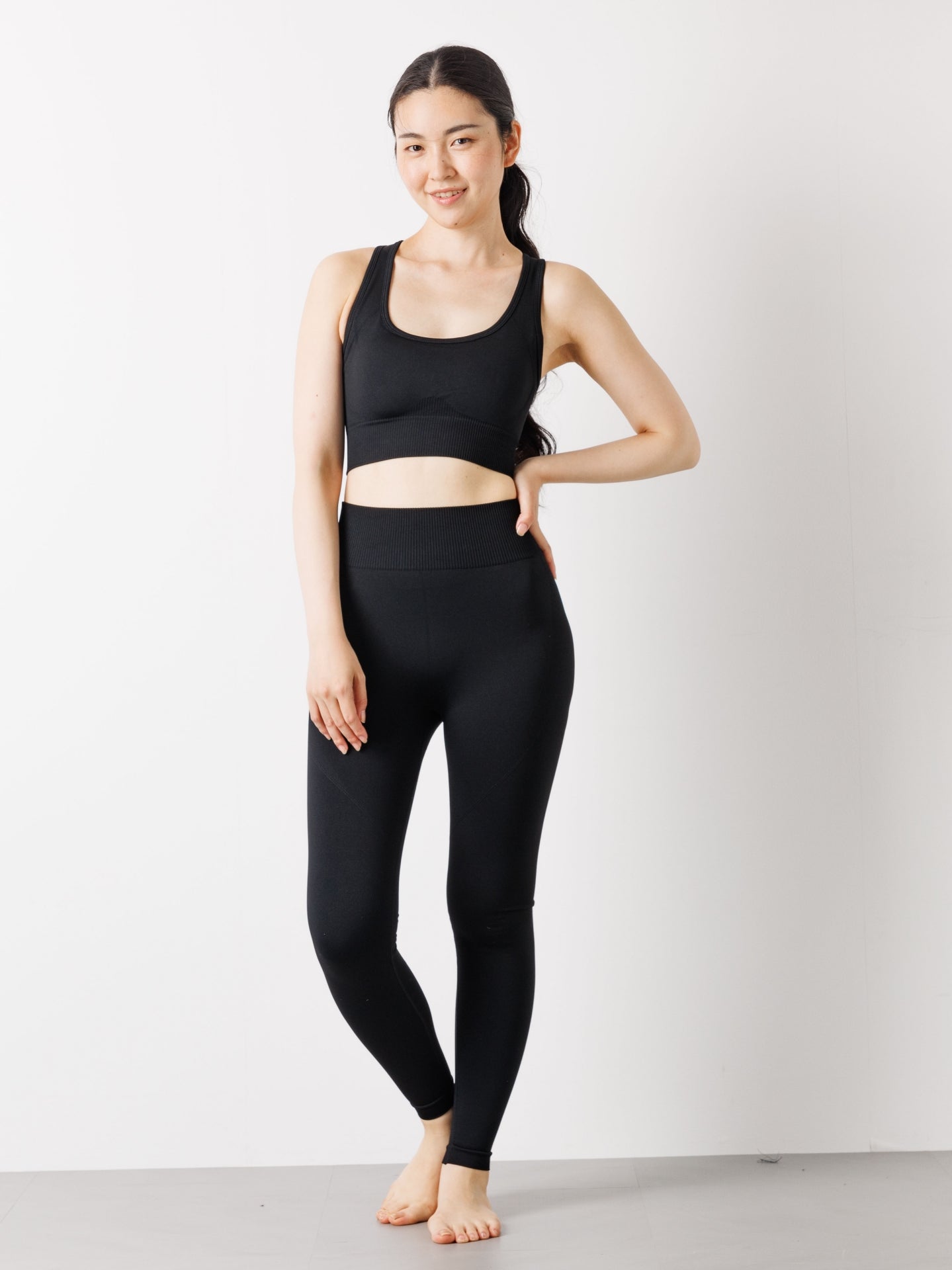 トップス×レギンスセット – KIT