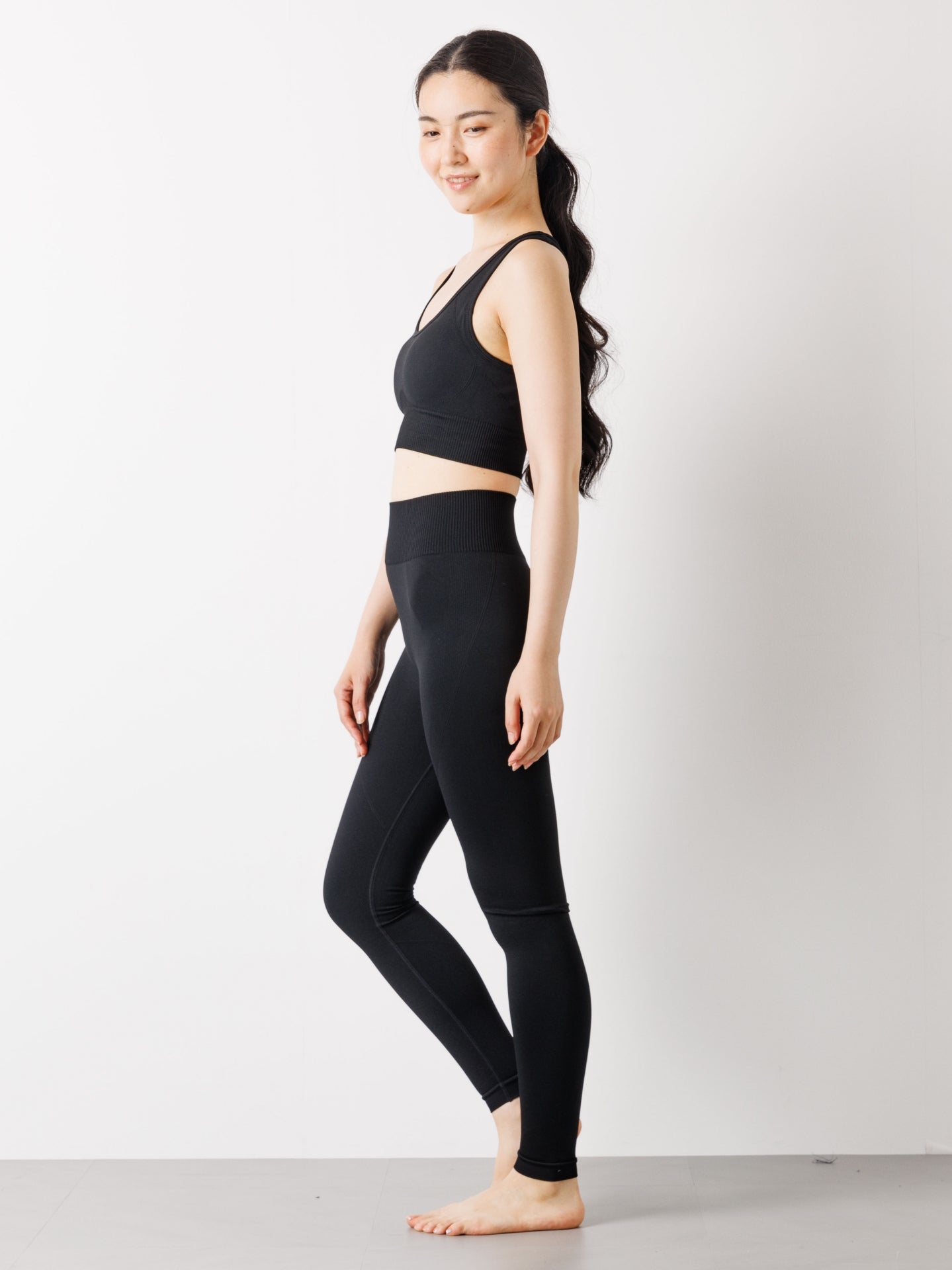 【セット】エッセンシャル シームレス セット ブラックスター