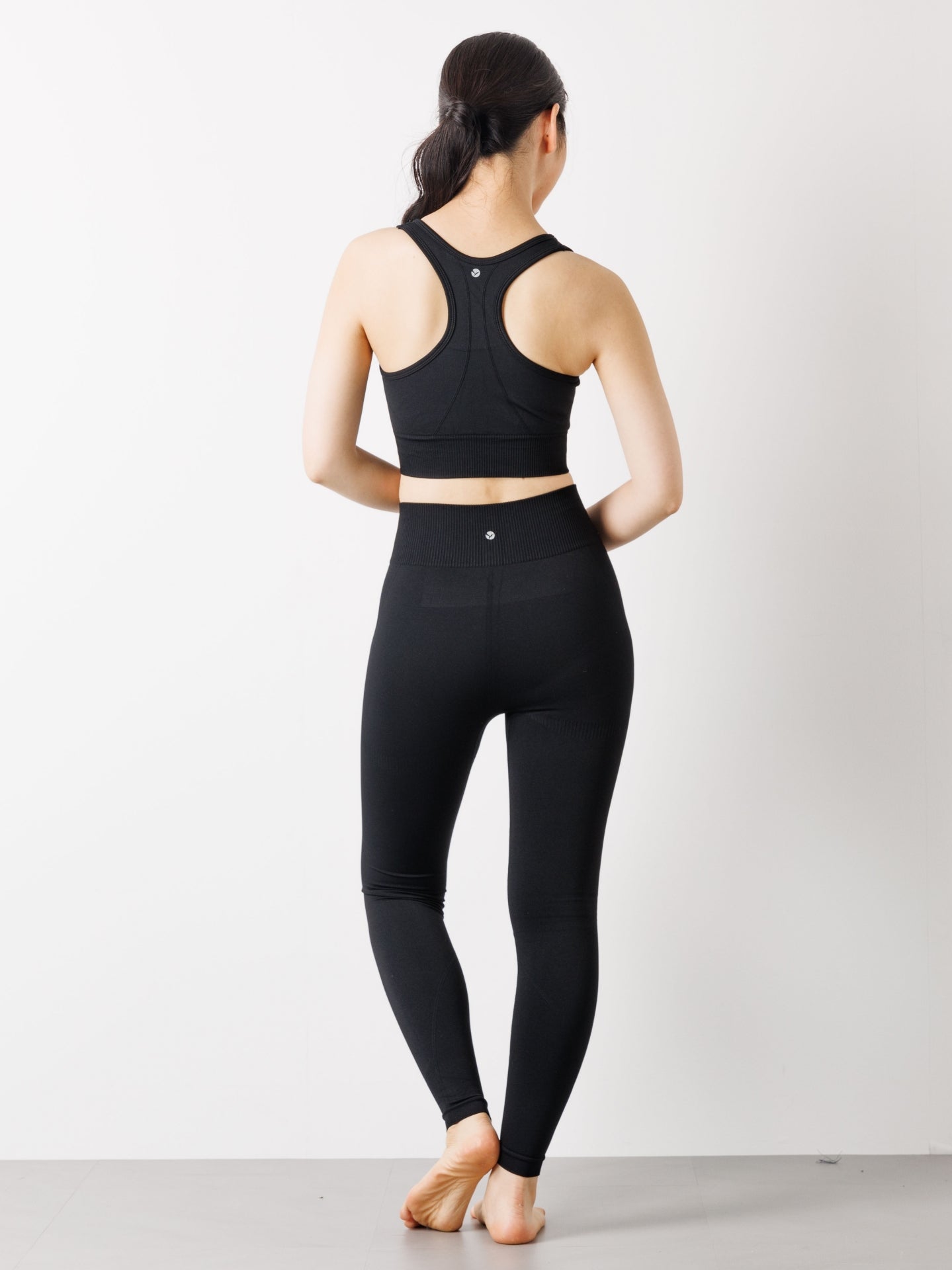 【セット】エッセンシャル シームレス セット ブラックスター