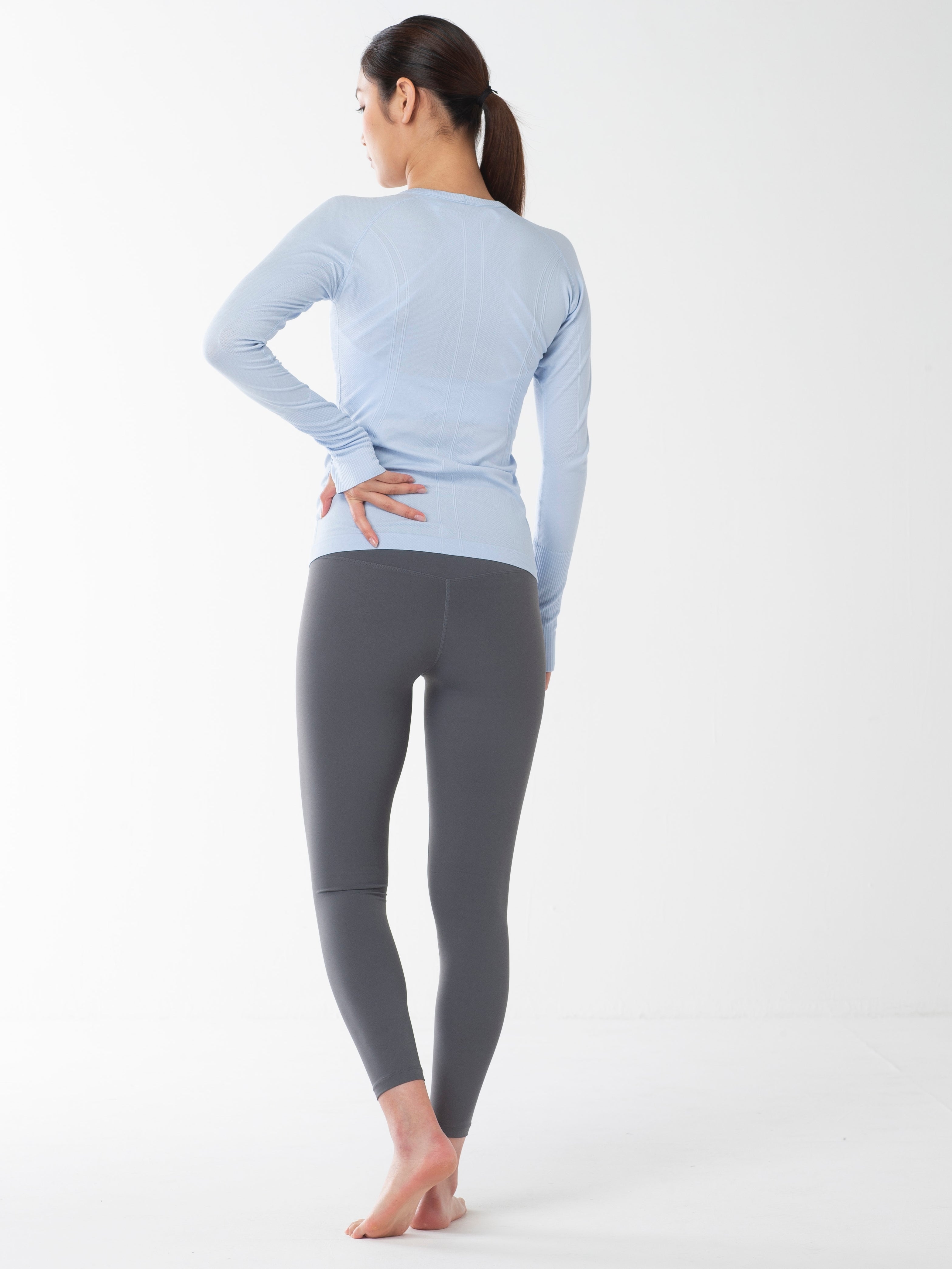 AUMNIEブラックトップスXS検ヨガピラティスルルレモン ブラ トップ