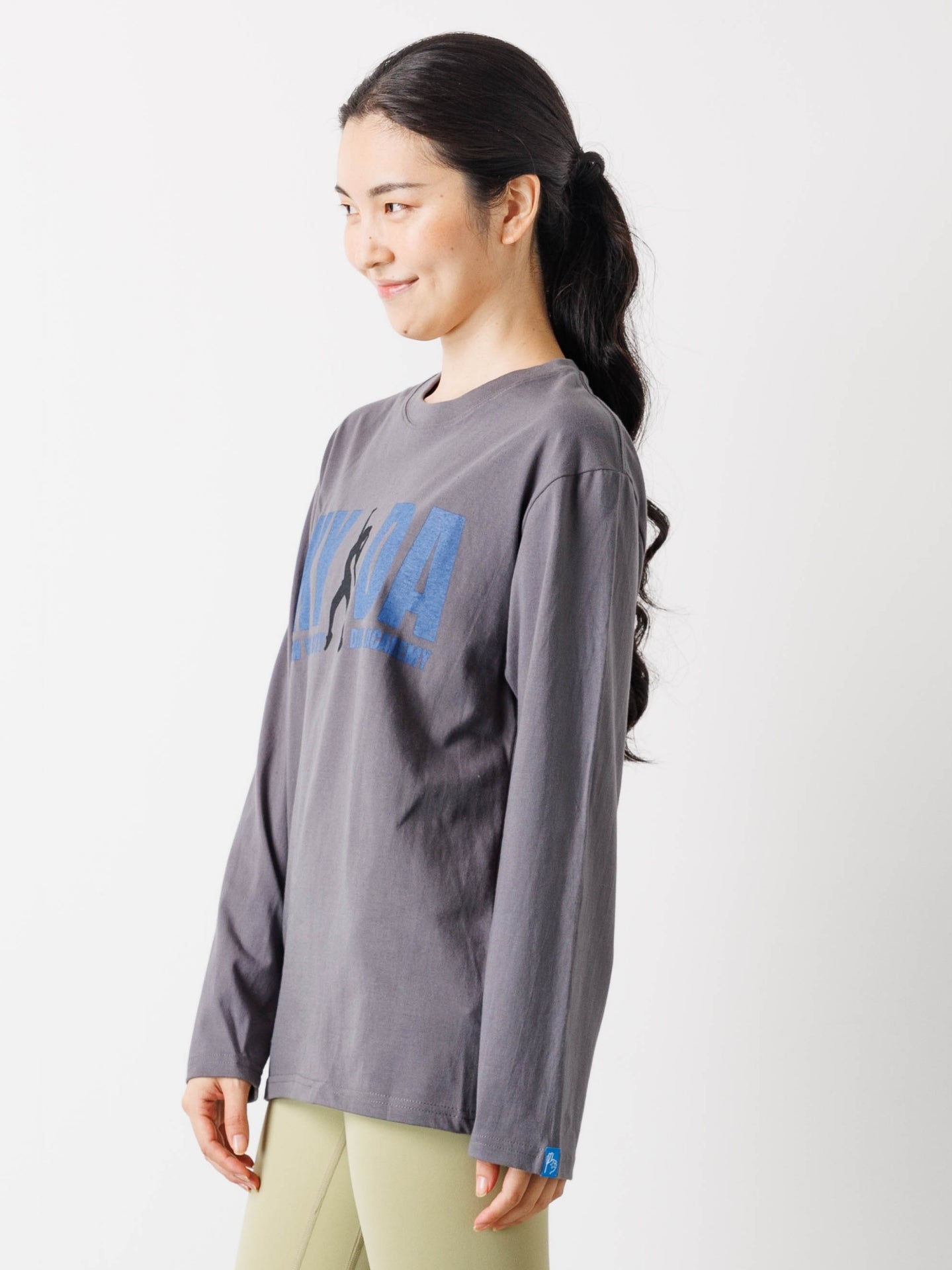 New York Dance Long-Sleeve Tee Grey