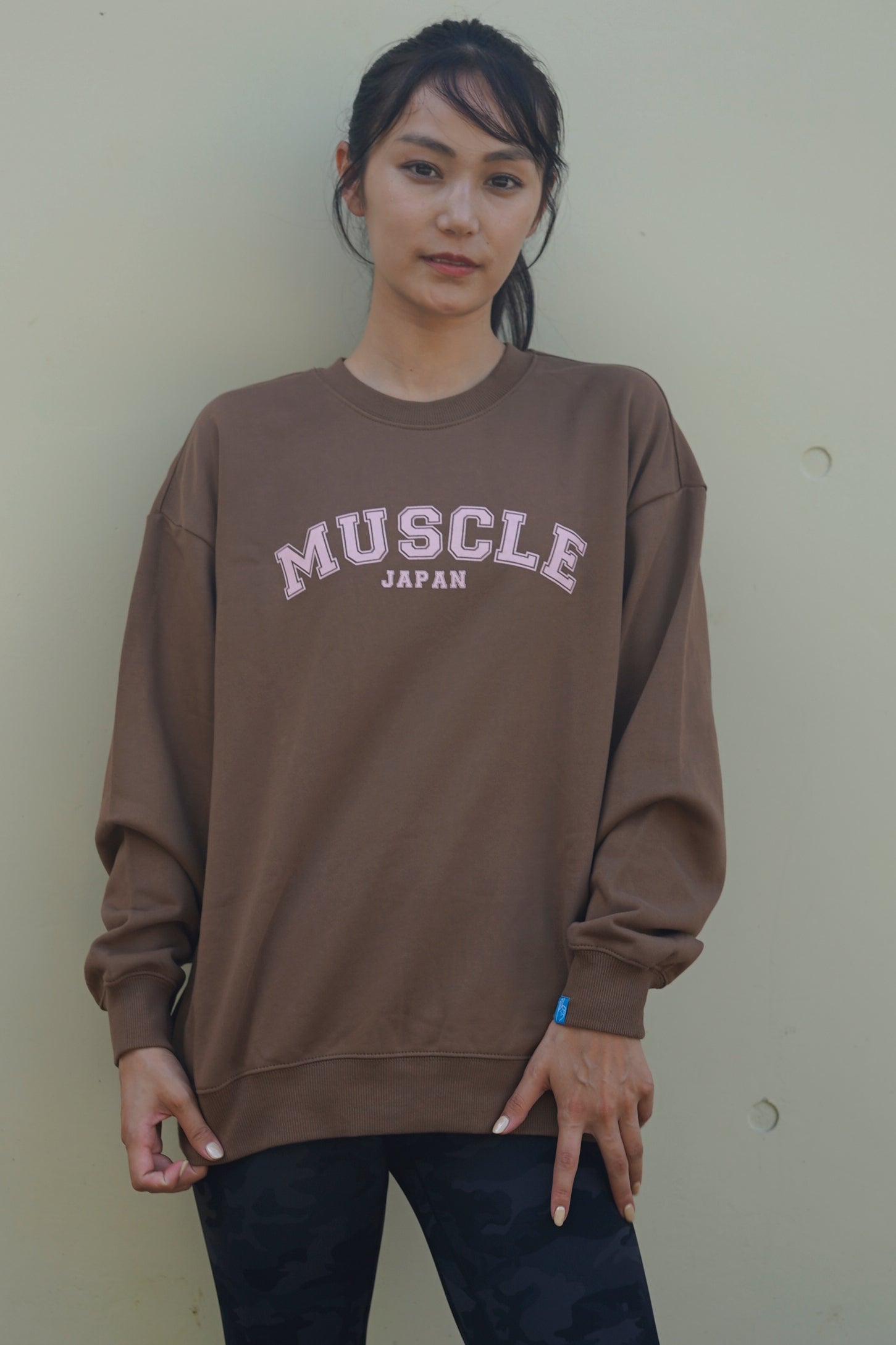 ［スウェットシャツ］ muscle japan crew sweat shirts coffee