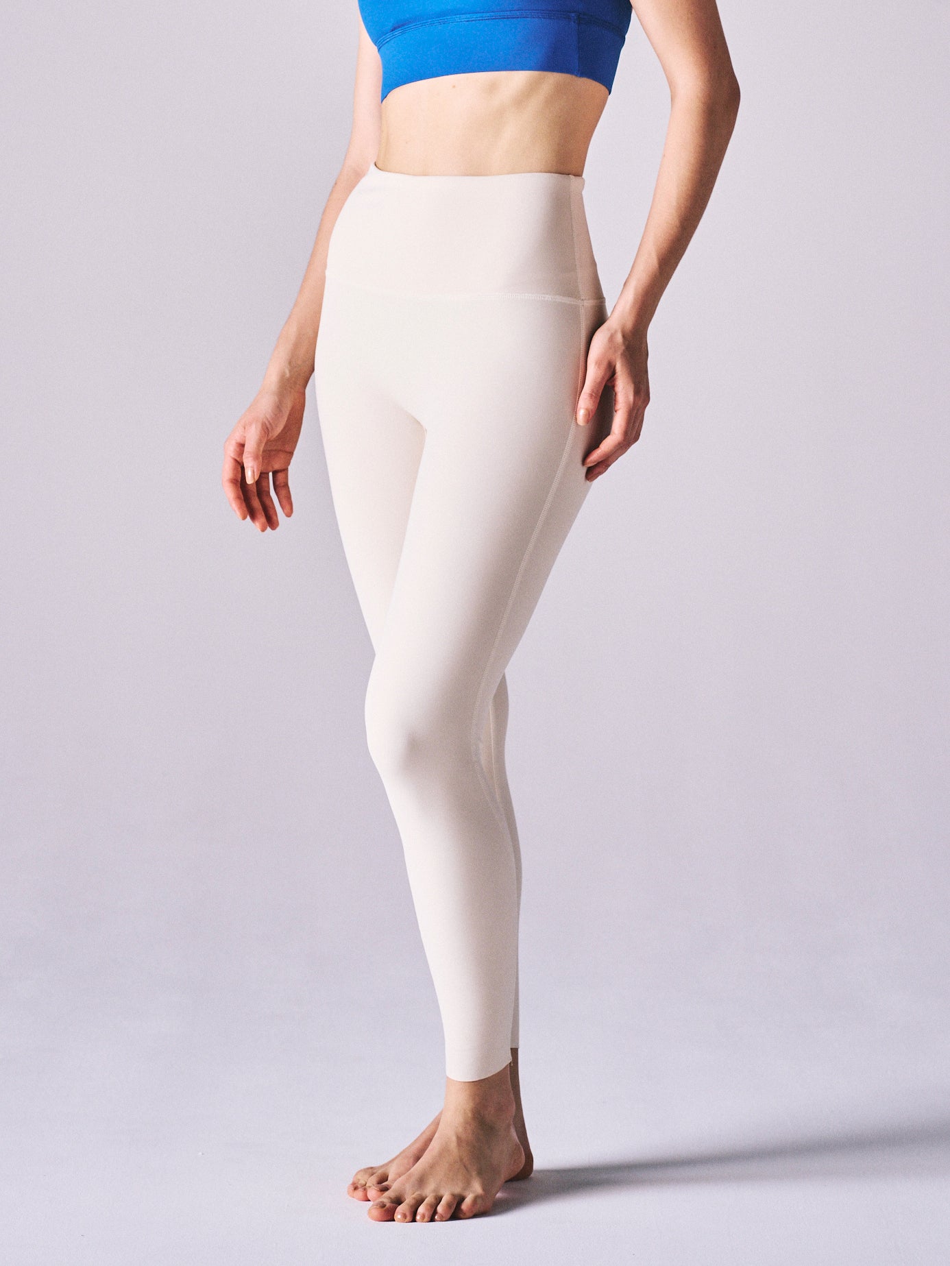 white-02.jpg