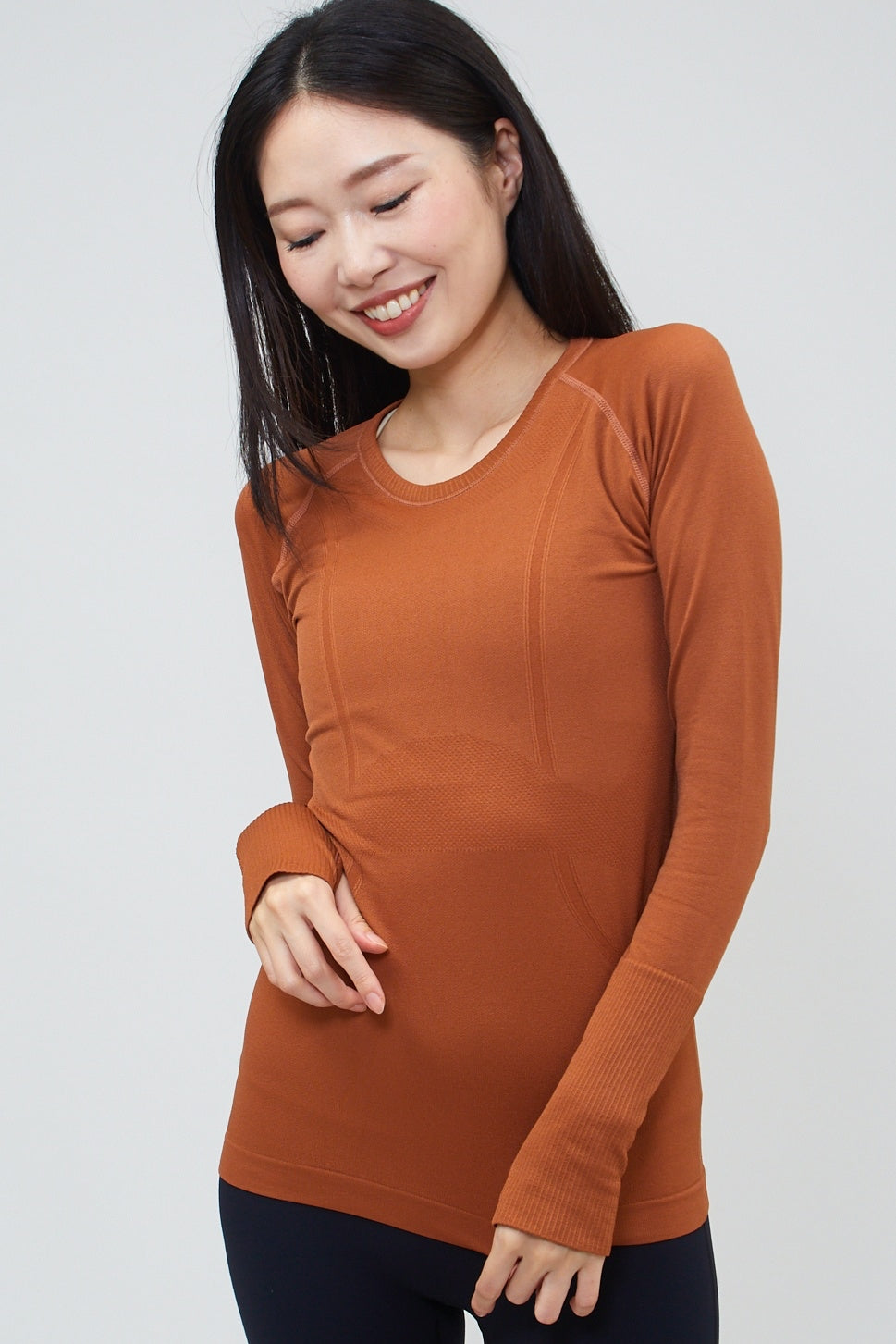 yes_hitomi_brown_00006.jpg
