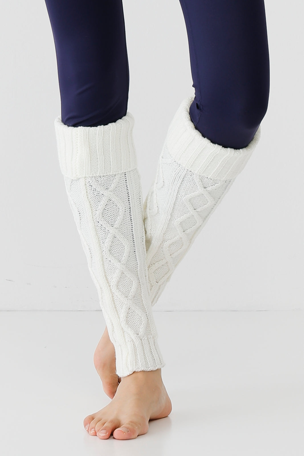 Cable Leg warmer white