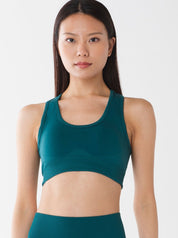 エッセンシャル シームレス スポーツブラ フォレスト