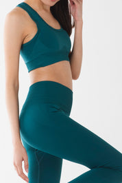 エッセンシャル シームレス レギンス フォレストグリーン