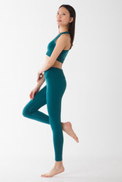 エッセンシャル シームレス レギンス フォレストグリーン