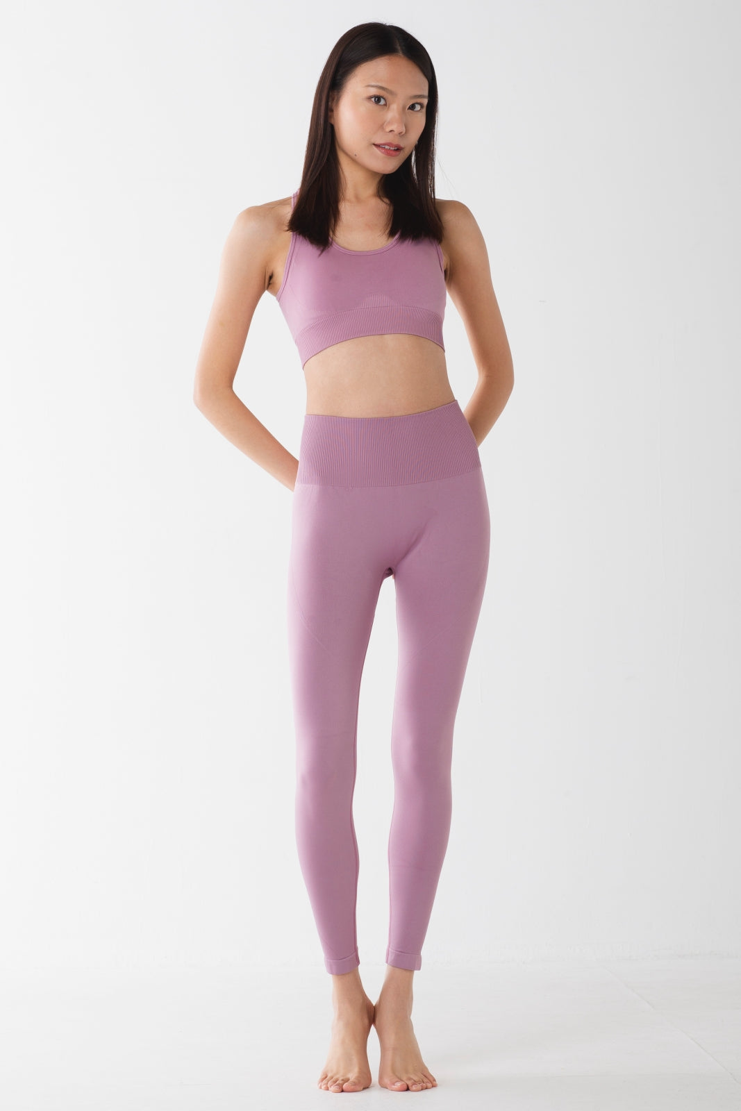 エッセンシャル シームレス レギンス ピンク